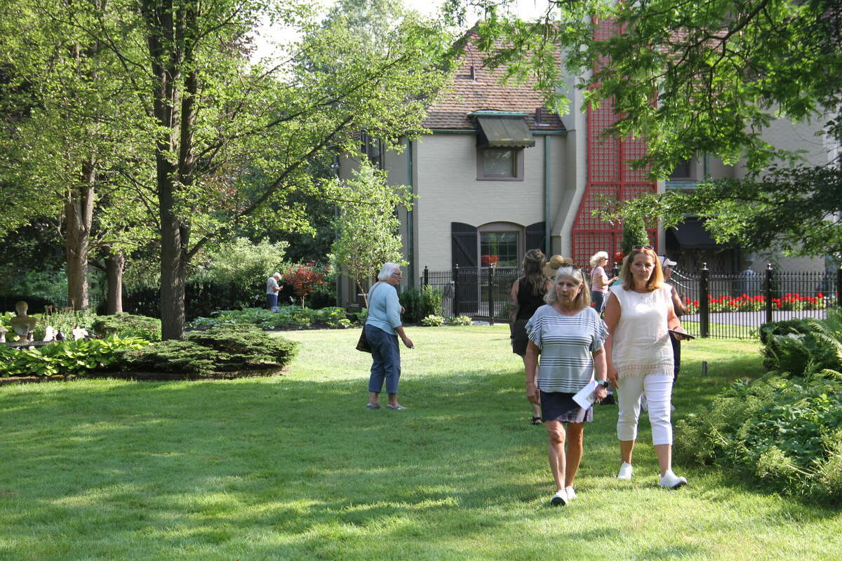 GardenWalk attracts enthusiasts and viewers at 20th annual event