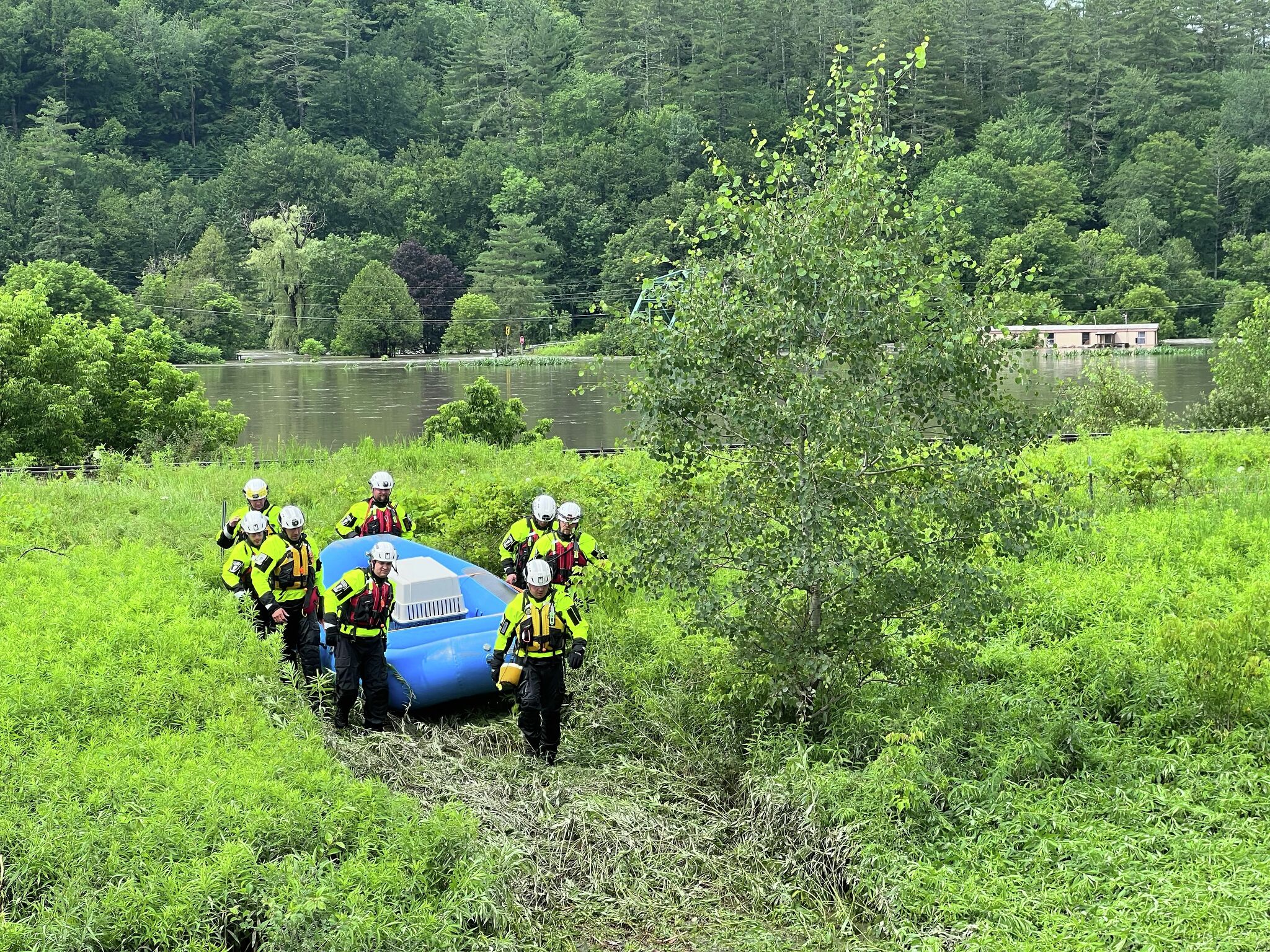 Vt Rescue CT rescue team saves 8 in Vermont flooding, official says
