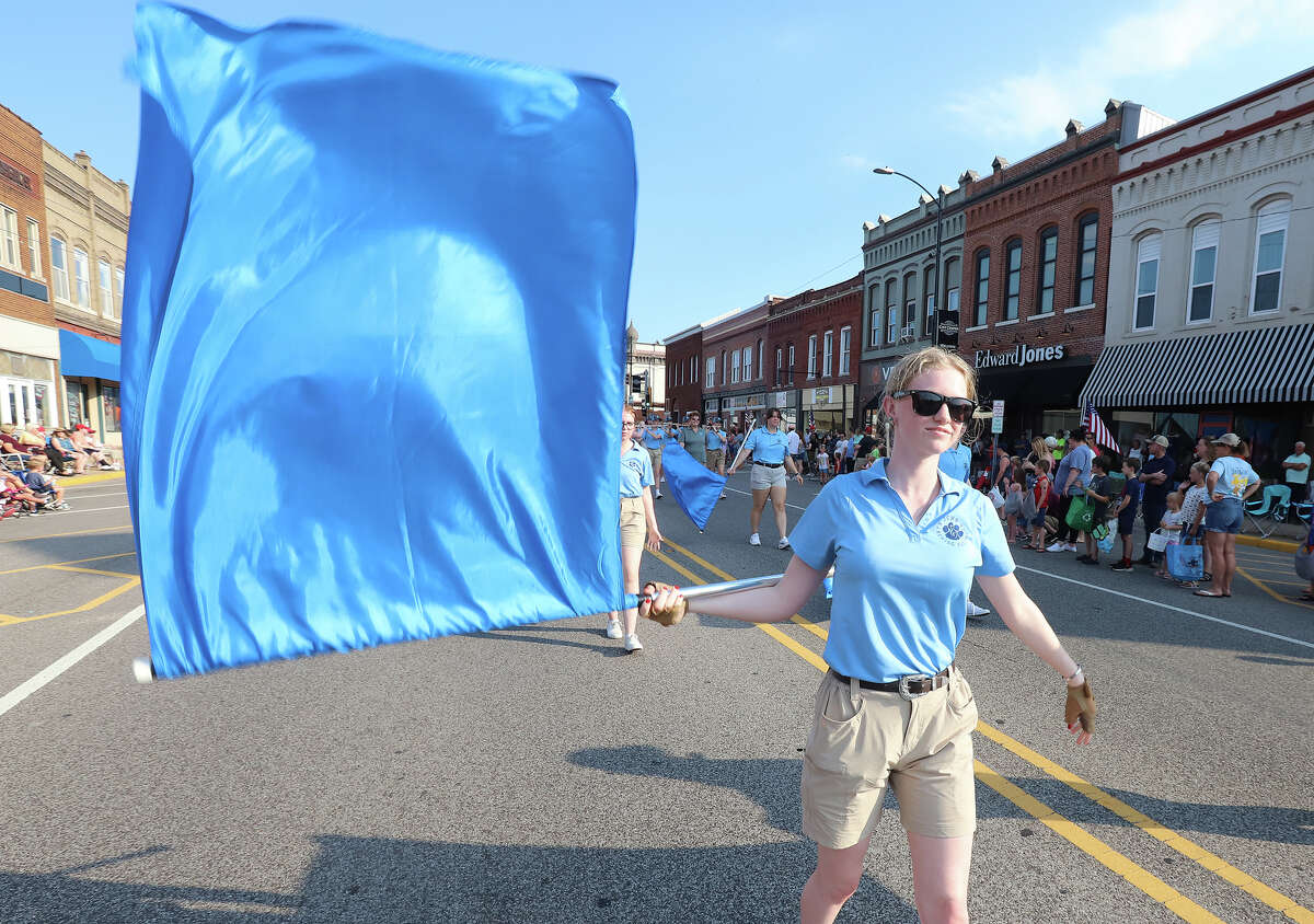 Thousands watch Jersey County Fair parade in Jerseyville