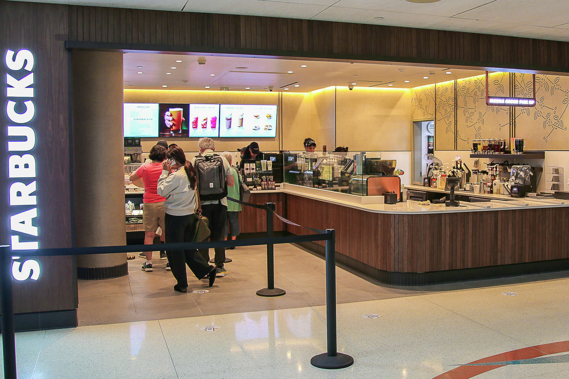 Photo inspiration: Fresh Look at Starbucks Reopens In New San Antonio Airport Location