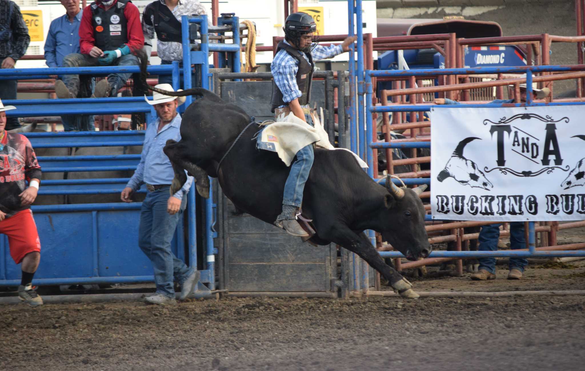 County Fair Bulls & Broncs Rodeo