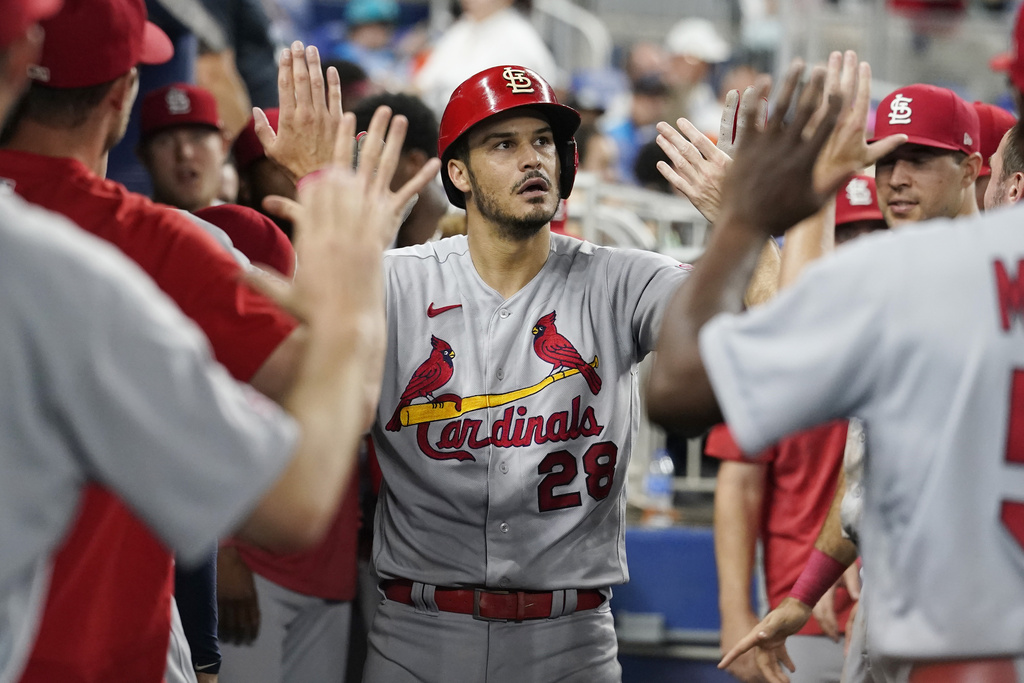 Cardinals distract fans with new uniforms
