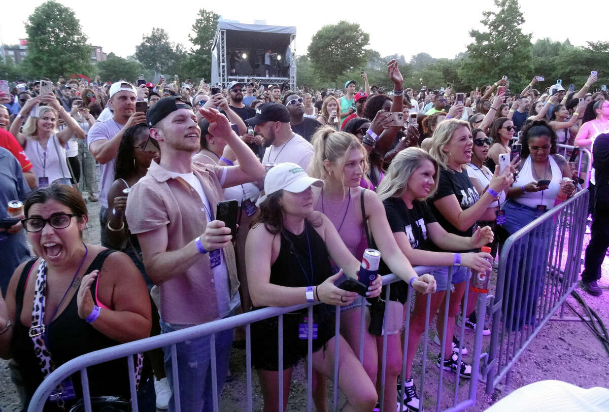 Second Concerts in the Park Event Fights Off Rain