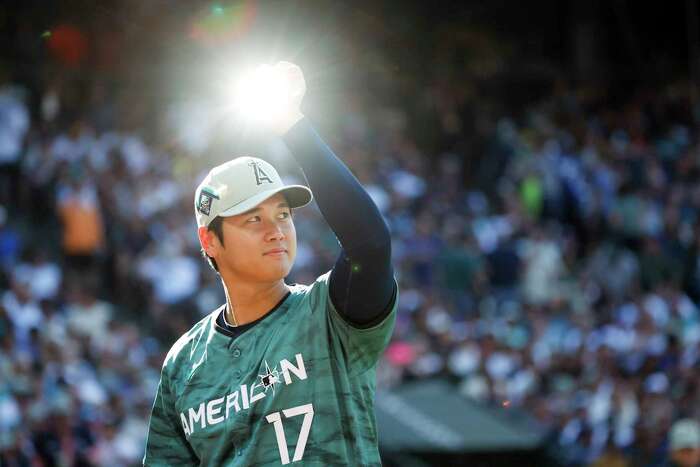 Should the Giants chase Shohei Ohtani at trade deadline? Or this  alternative?