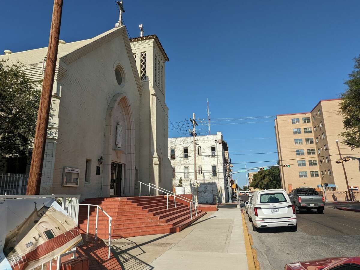 Laredo's Louis Bruni remembered at excouncilmember, judge's funeral