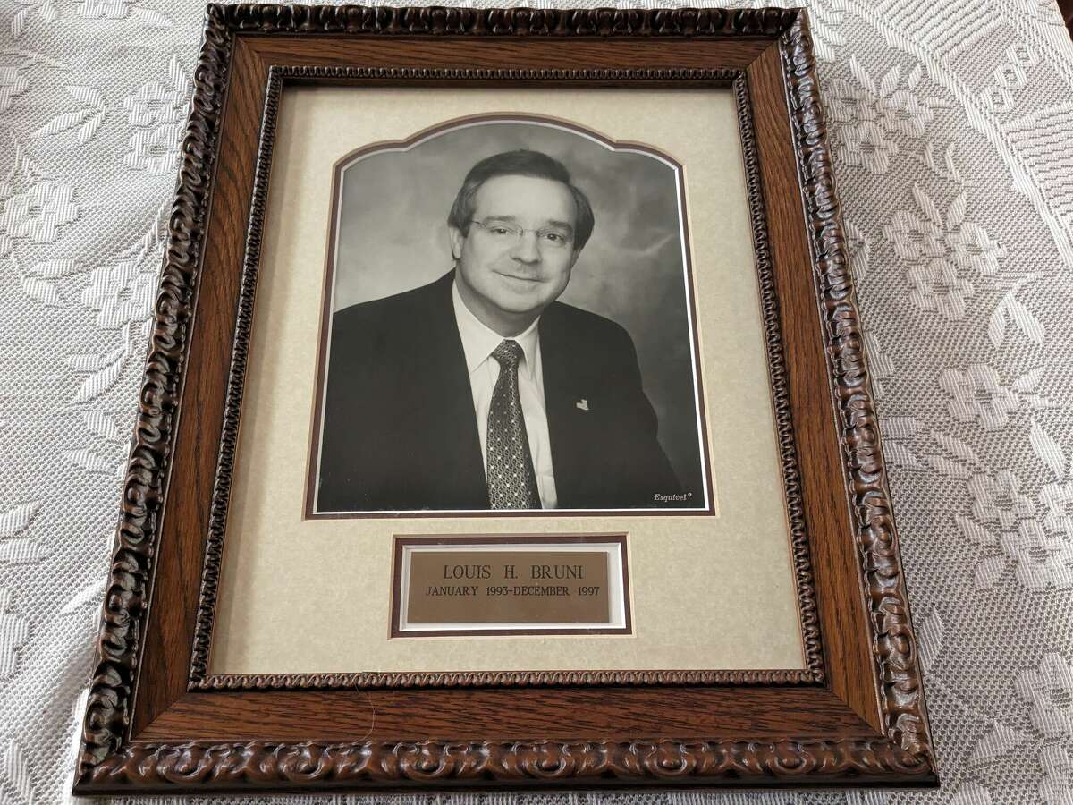 Laredo's Louis Bruni remembered at excouncilmember, judge's funeral
