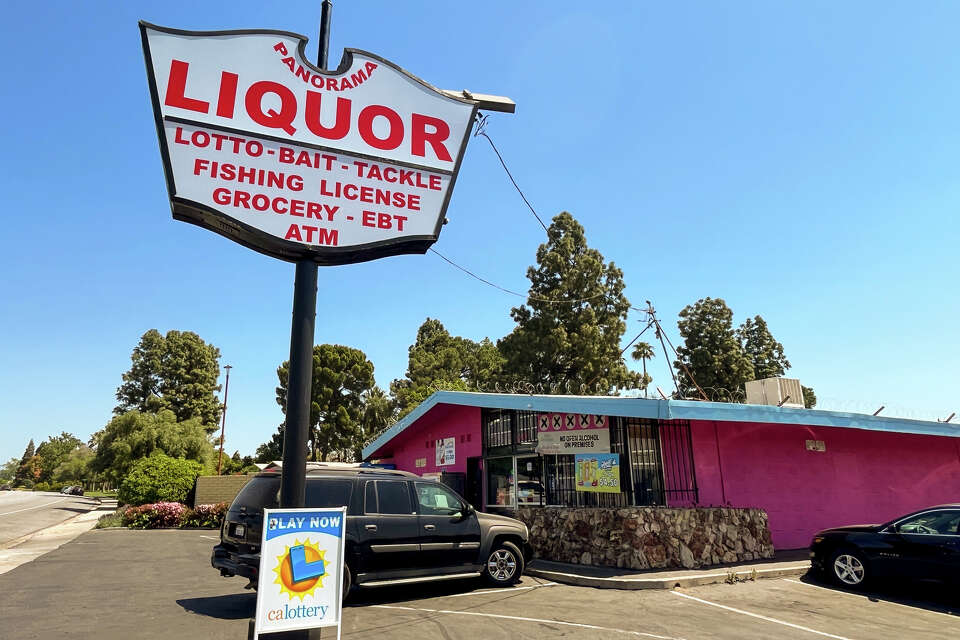 People drive from across Calif. to visit this Bakersfield liquor store