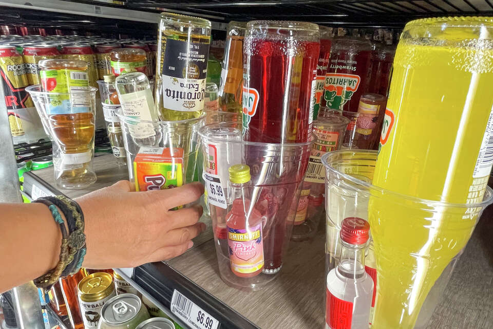 People drive from across Calif. to visit this Bakersfield liquor store