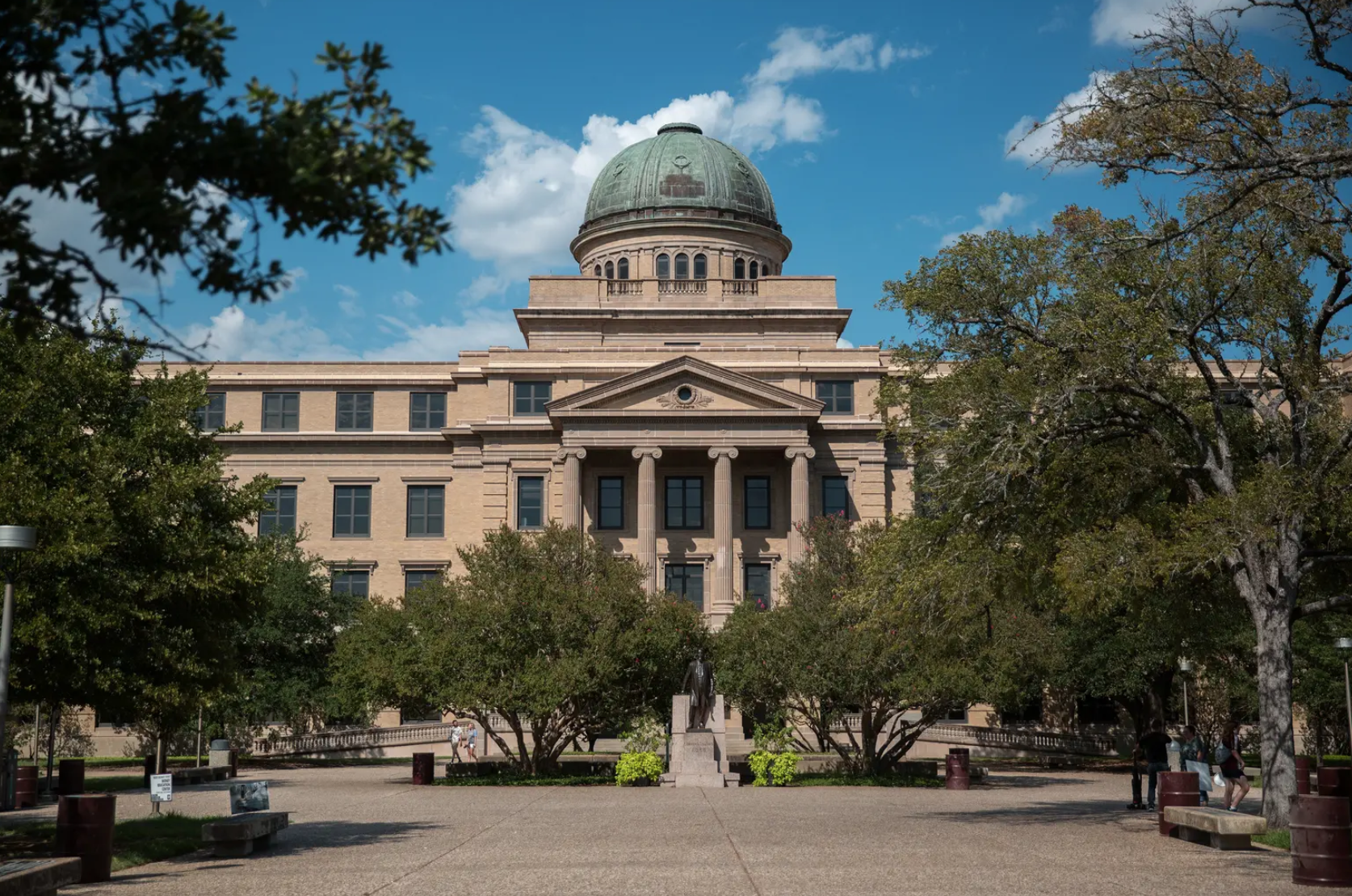 University of texas. Техасский университет a&m. Университет Техаса в Остине. Техасский университет Парасураман. Техасский университет в Далласе.