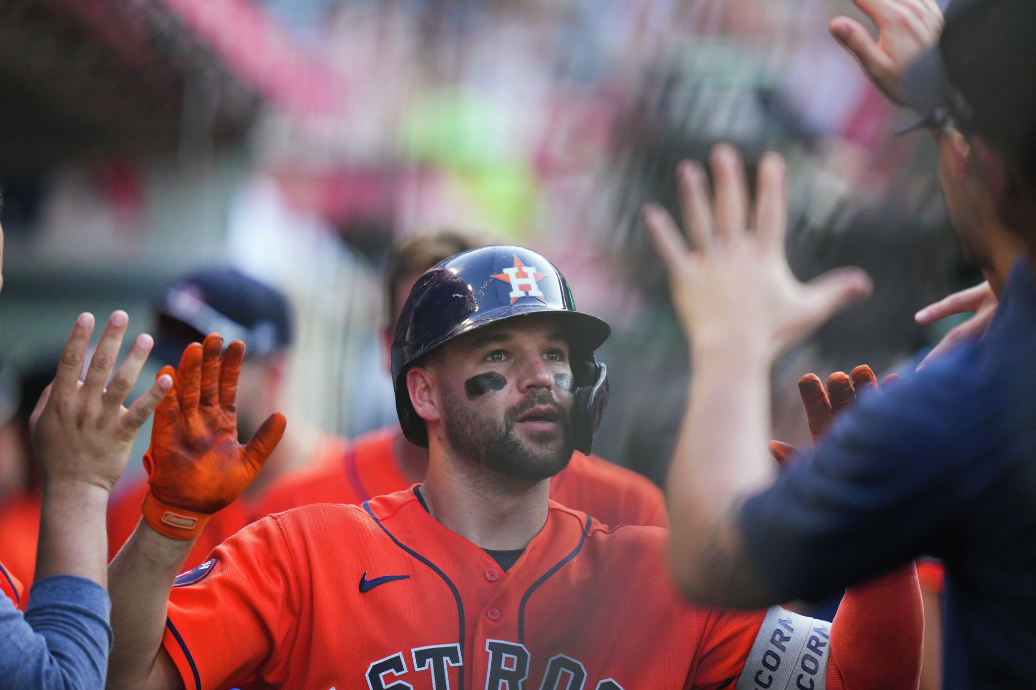 MLB roundup: Chas McCormick, Astros rally past Rangers