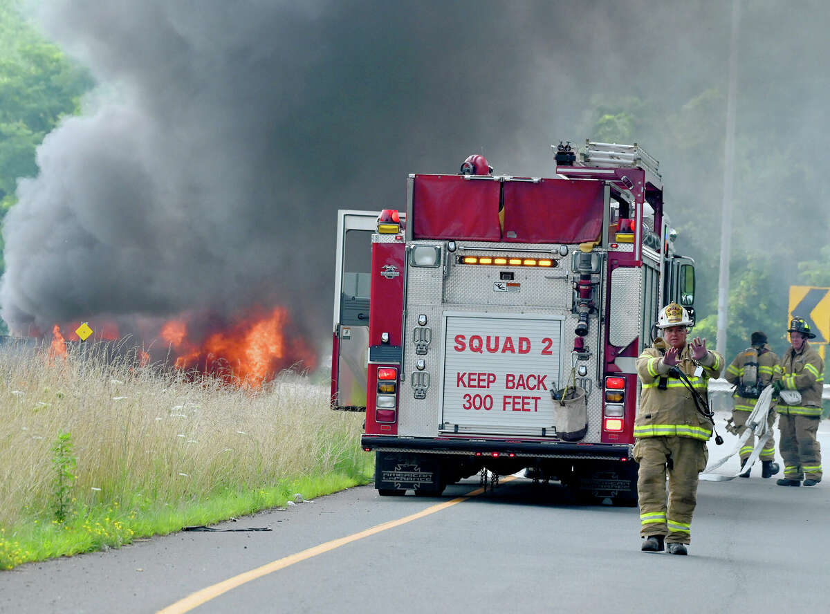 Officials: Pickup truck fire shuts down highway ramps in South Windsor
