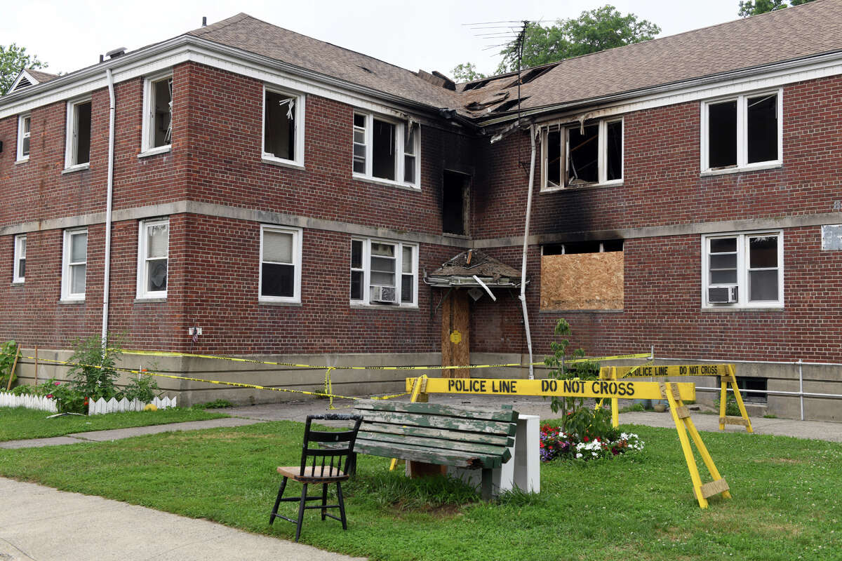 Couple killed in Bridgeport apartment fire 'were the kindest people"