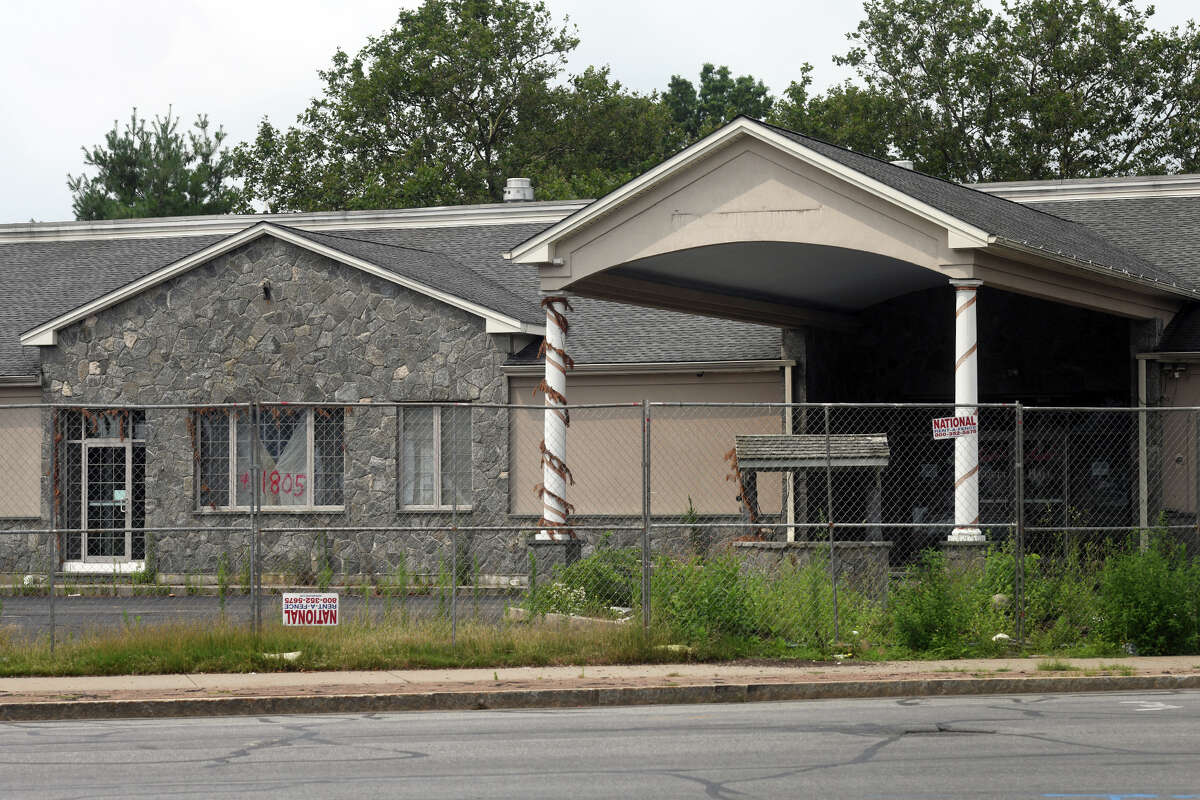 Bridgeport revokes zoning for controversial Testo's housing complex