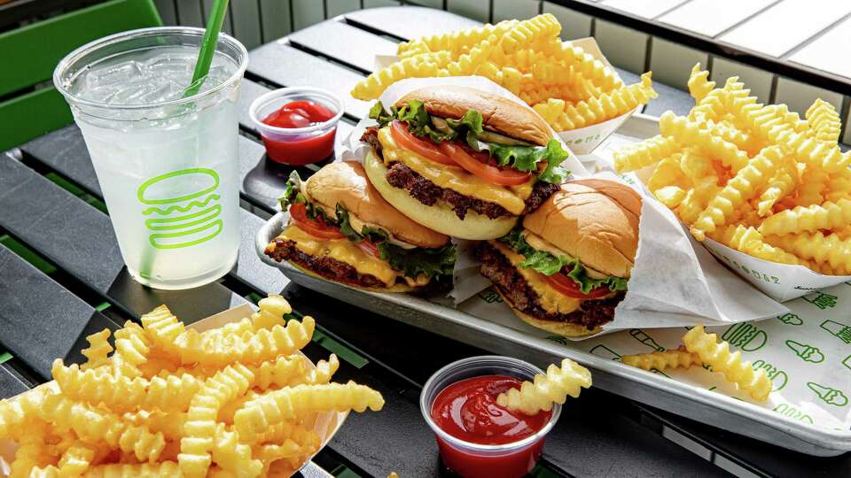 A new Shake Shack location with drive-thru will open at 19300 Katy Fwy. in Houston on July 26.