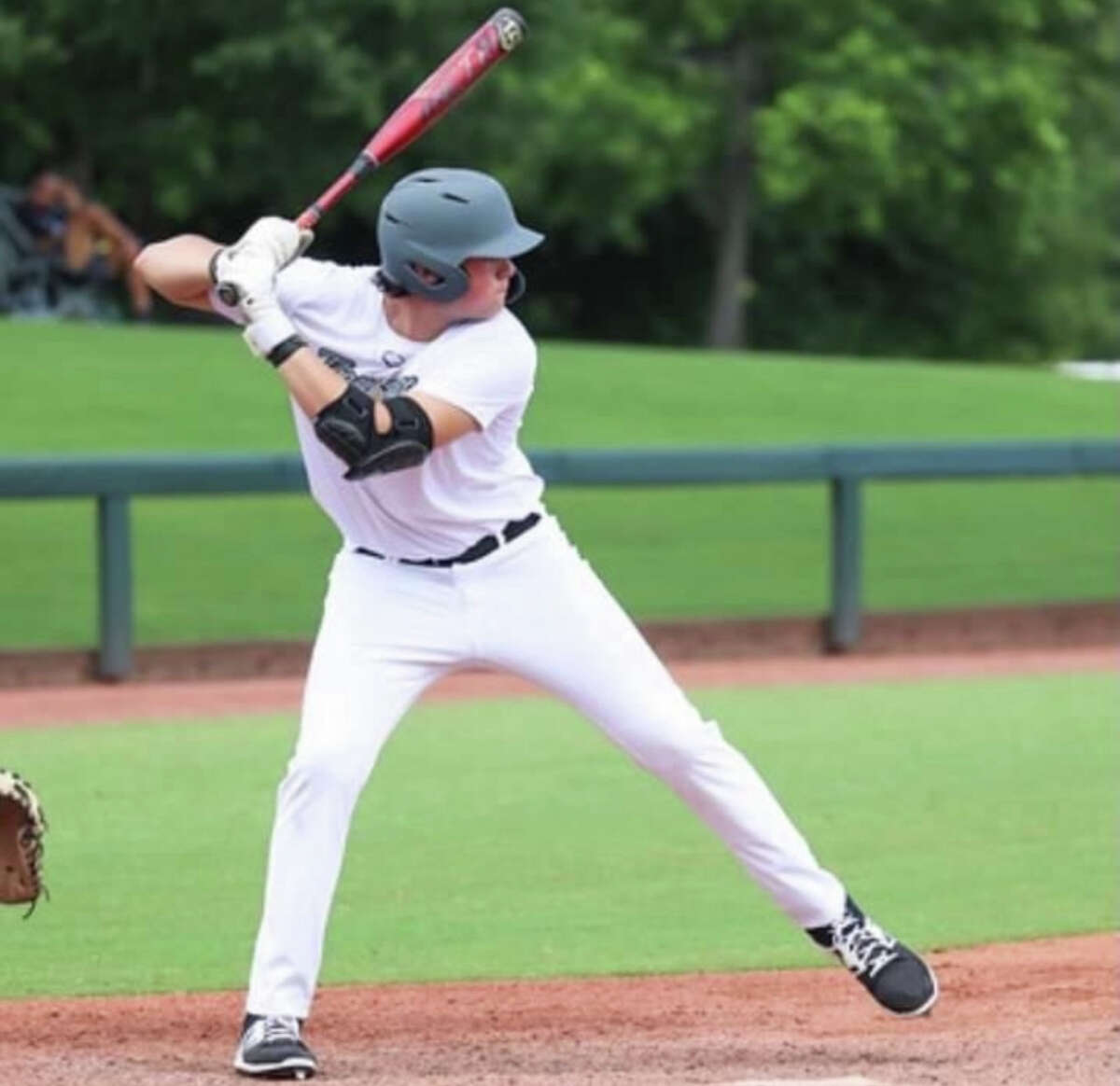 CT native, UConn baseball commit Charboneau to play at Hamden Hall