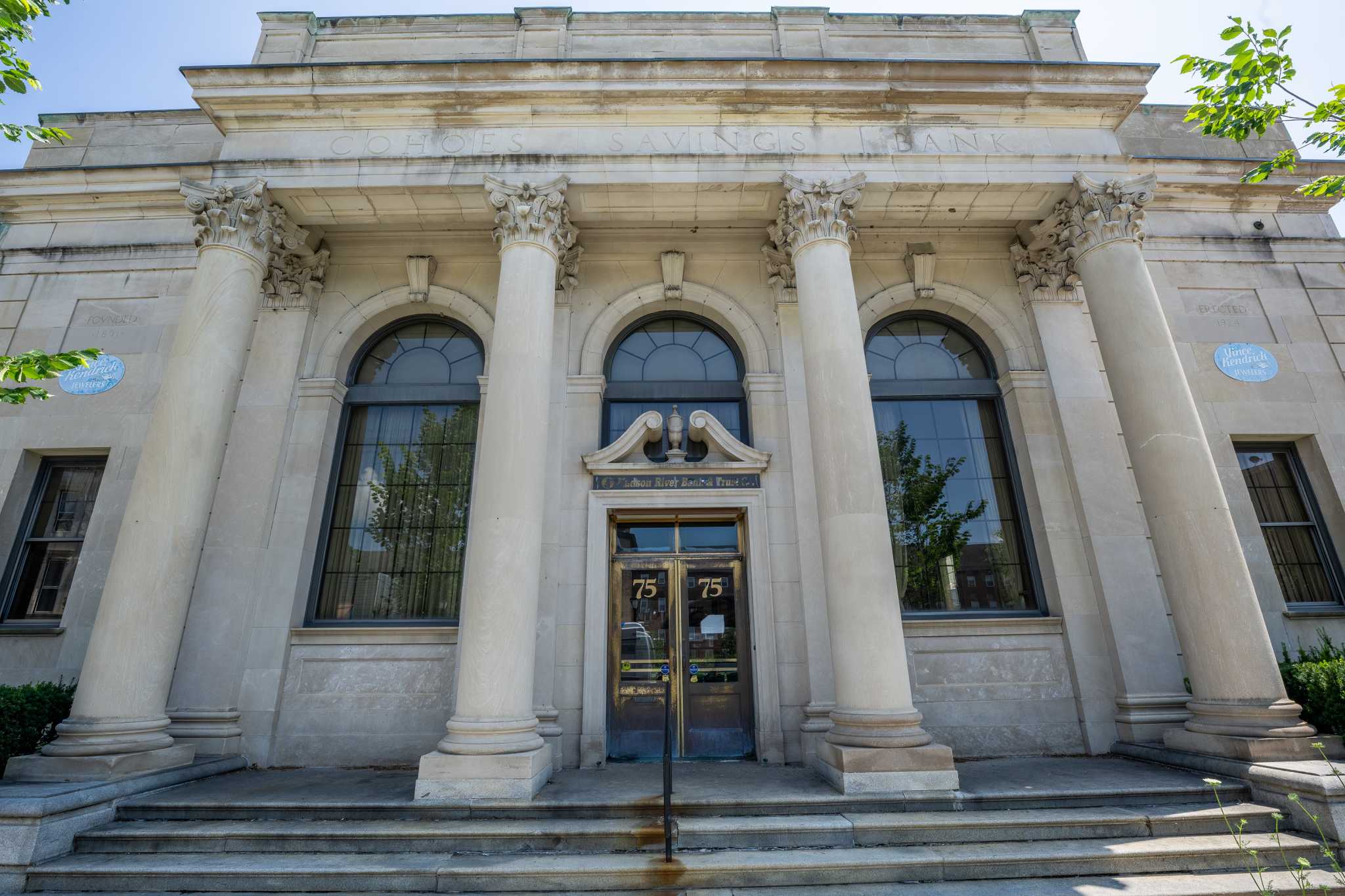 Cohoes Common Council Greenlights Purchase of Landmark Bank Building for Enhanced Library Facilities