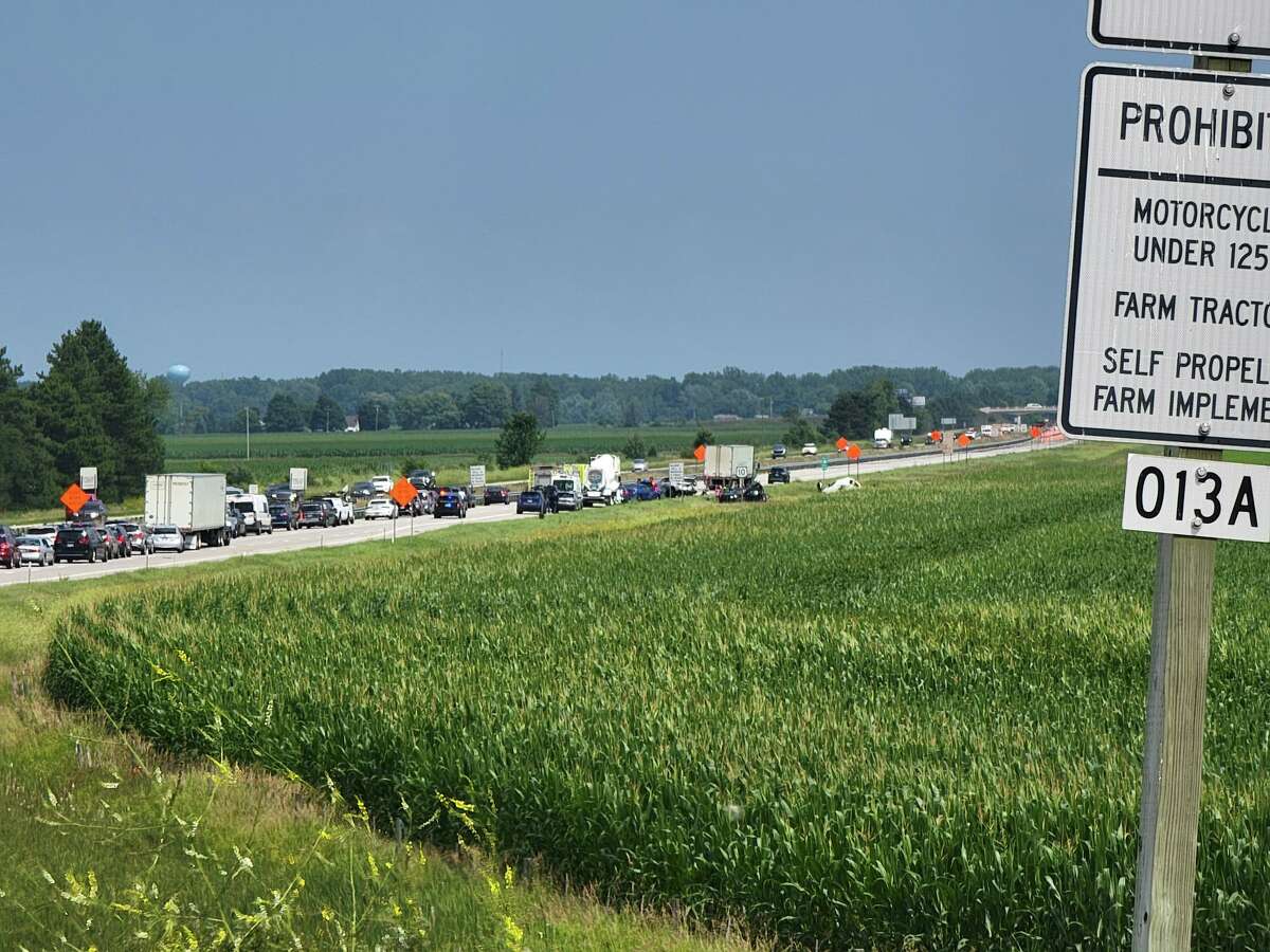 five-seriously-injured-in-traffic-crash-on-us-10-near-auburn
