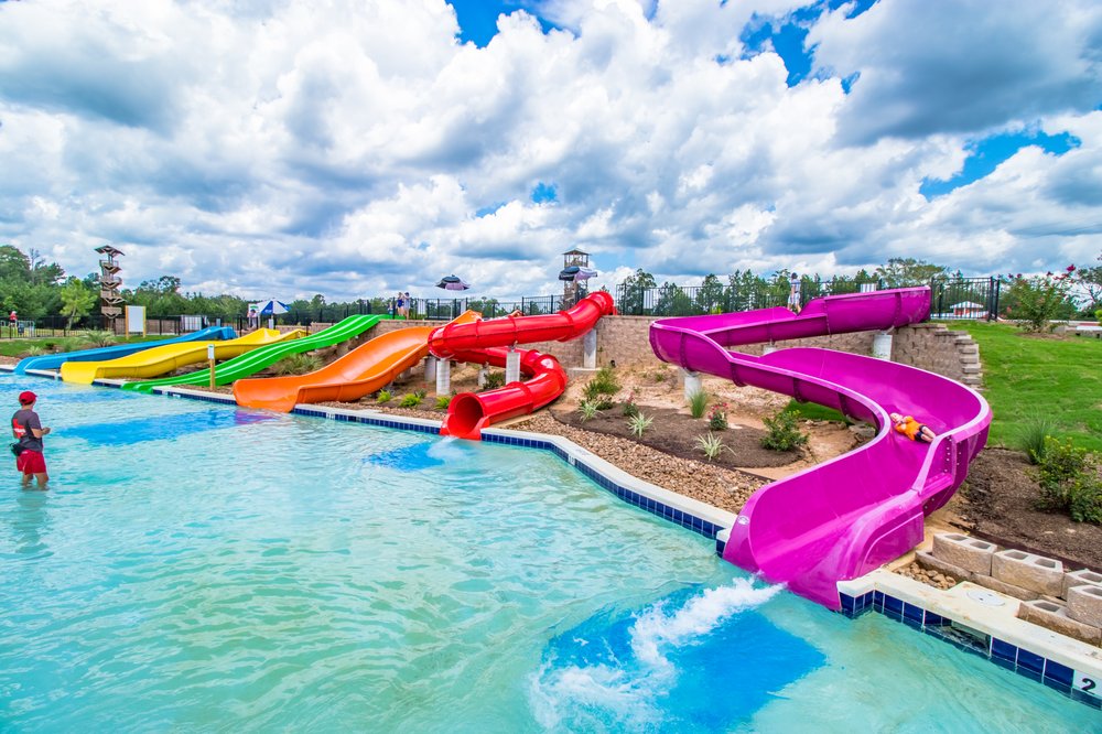 10 Amazing Water Parks in Houston