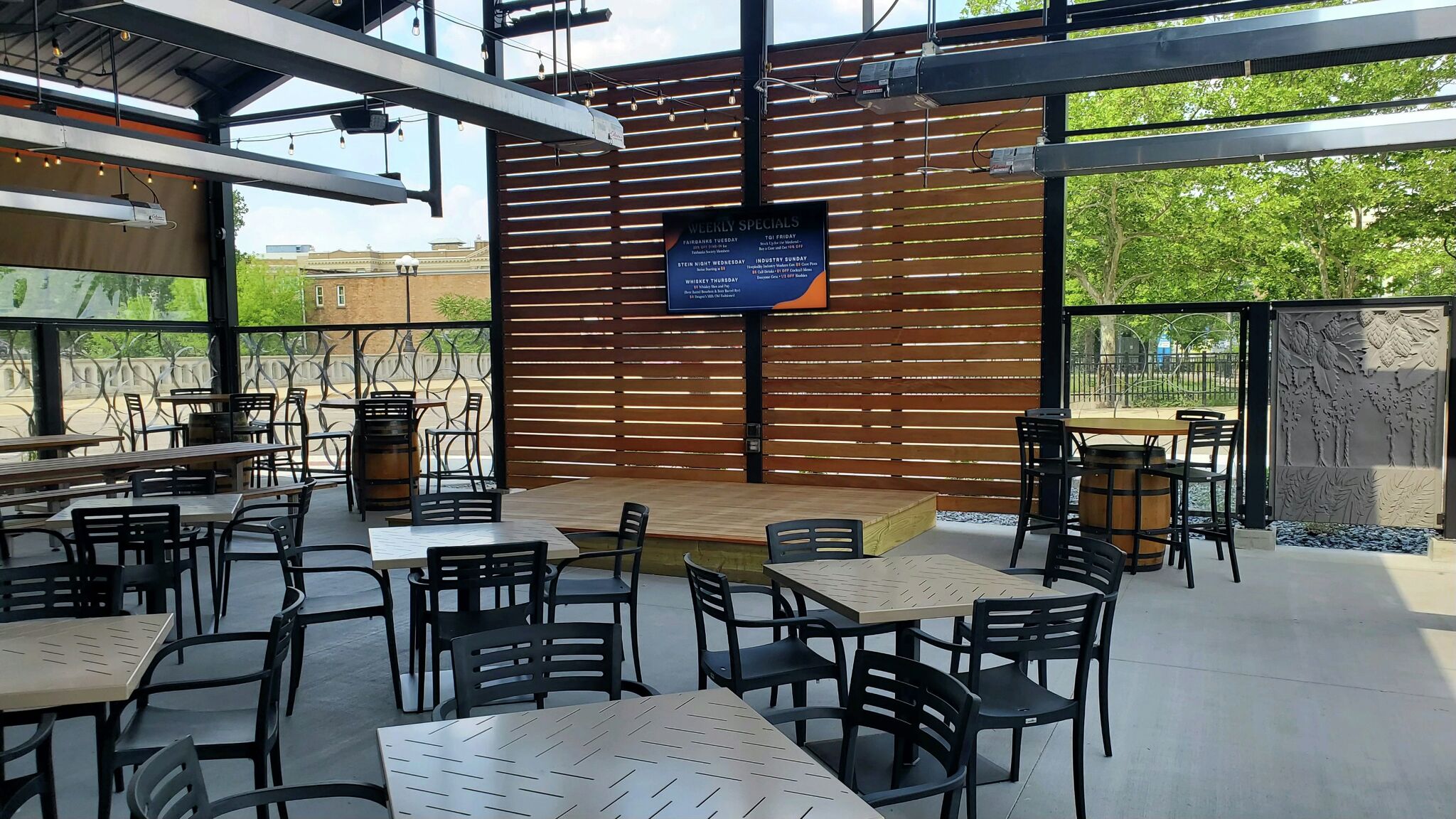 New Holland Brewing Battle Creek Brewpub opens beer garden