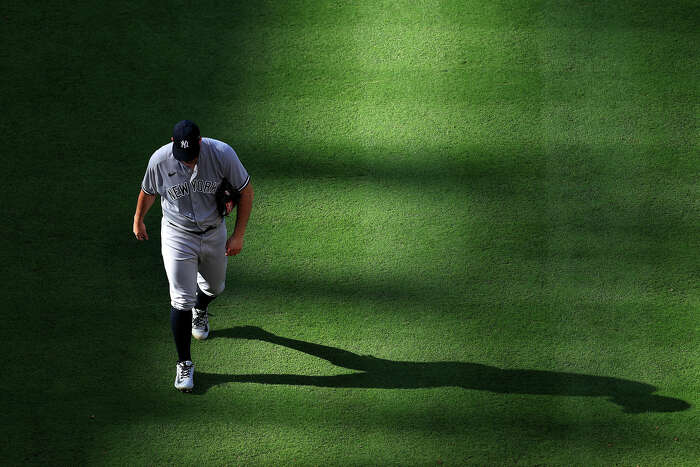 Yankees-Red Sox game postponed after Yankees test positive for Covid