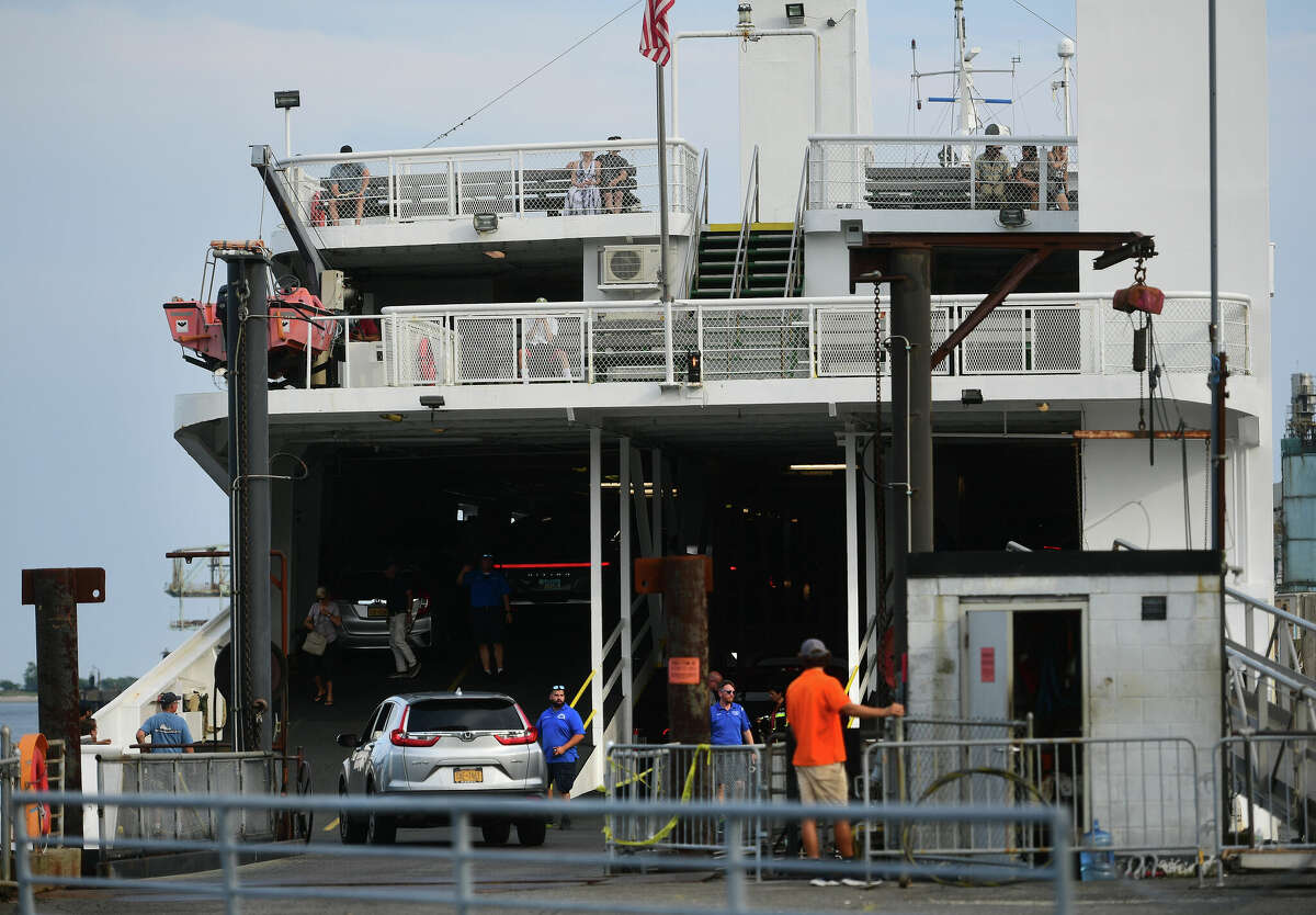 Bridgeport Ferry has delays, cancellations after mechanical issues