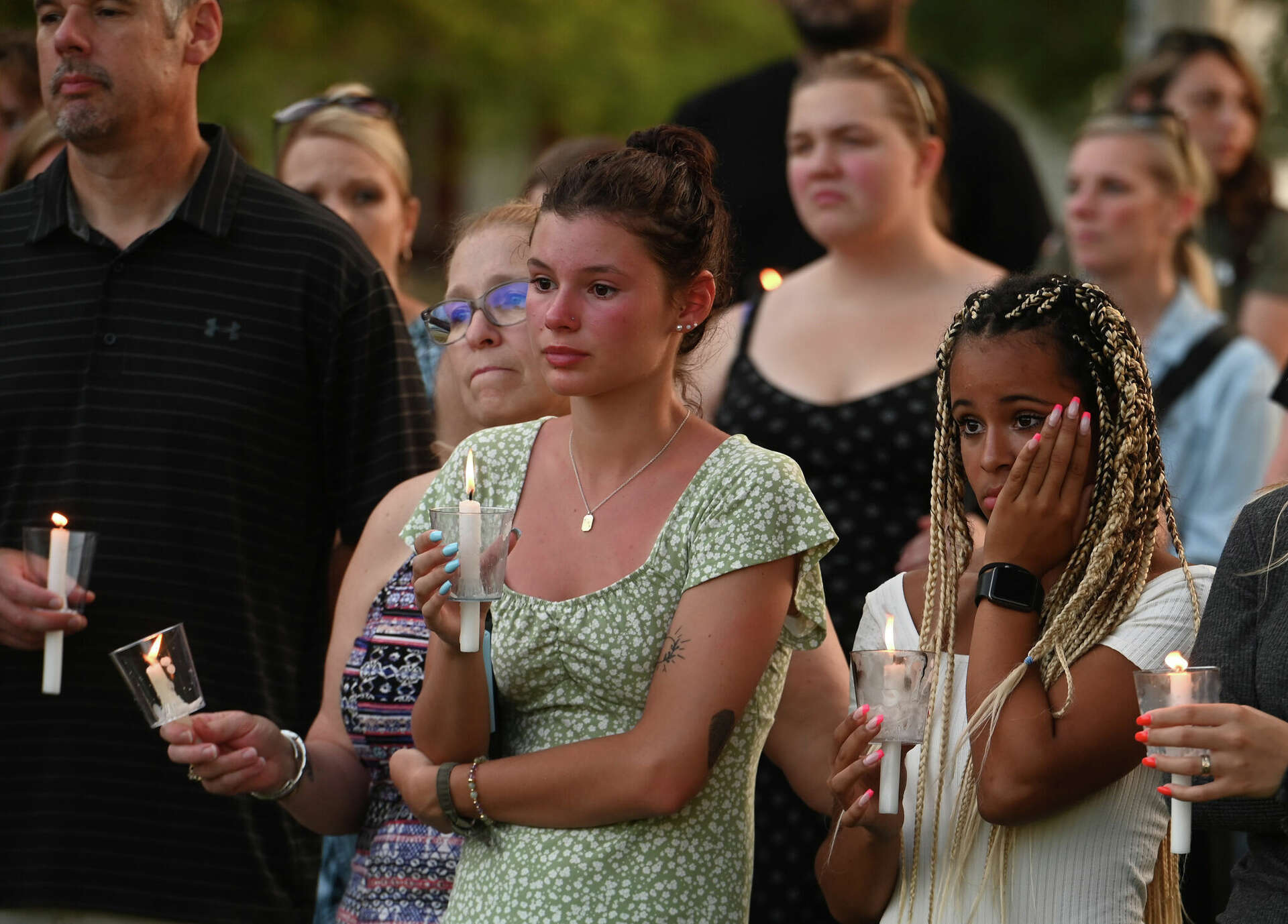 Hundreds mourn deaths of young man, teen killed in Glastonbury crash