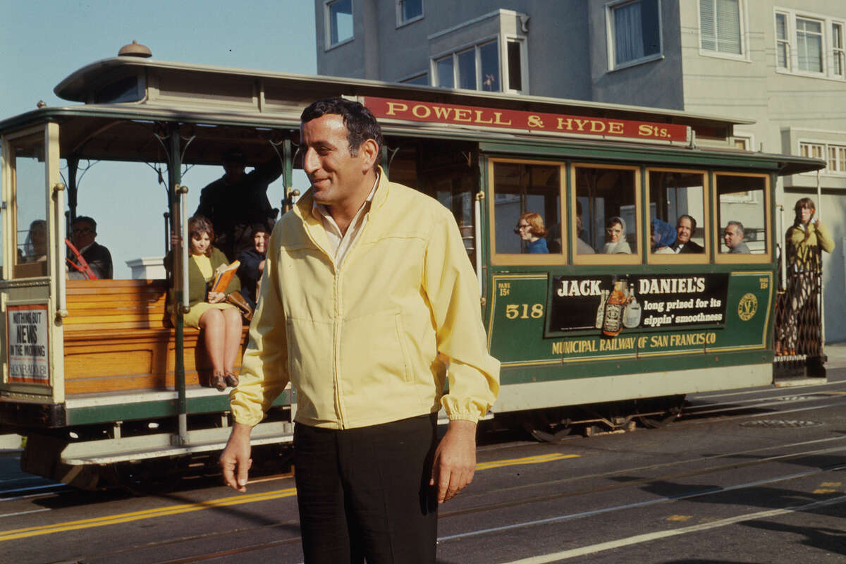 Tony Bennett on Lombard and Hyde streets in San Francisco in 1967.