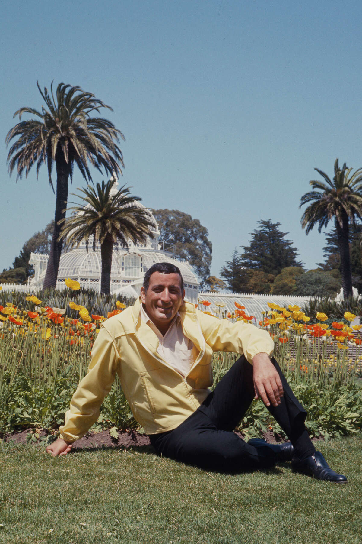 Tony Bennett in Golden Gate Park at the Conservatory of Flowers in San Francisco in 1967