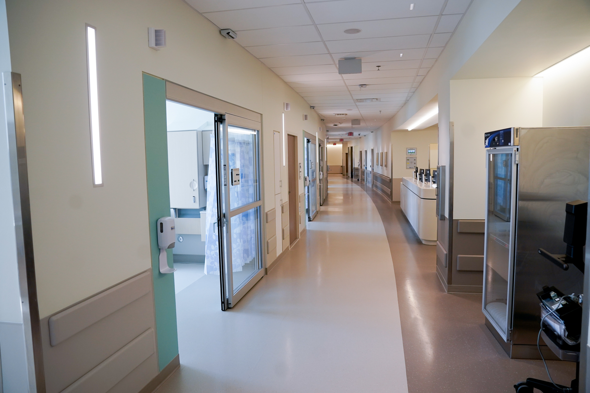 University Health shows off new women, children’s hospital