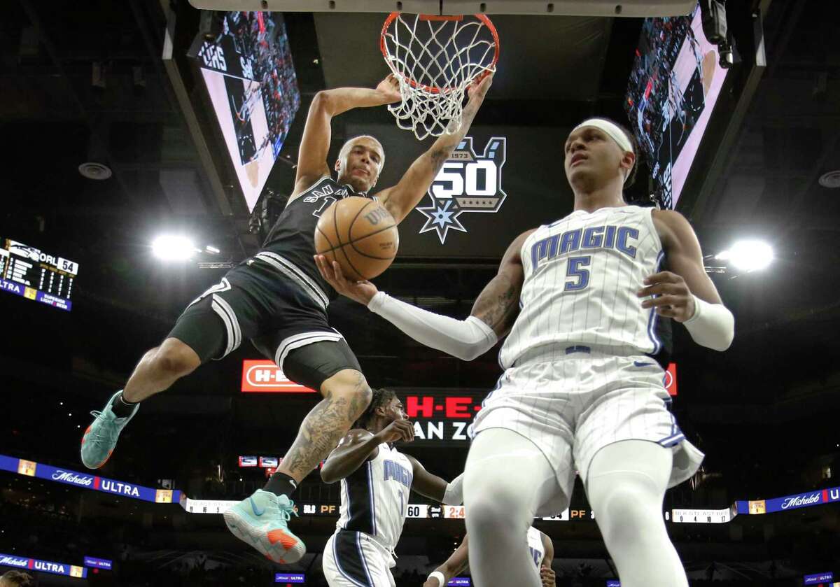 Spurs Nation live chat: Spurs vs. Mavericks