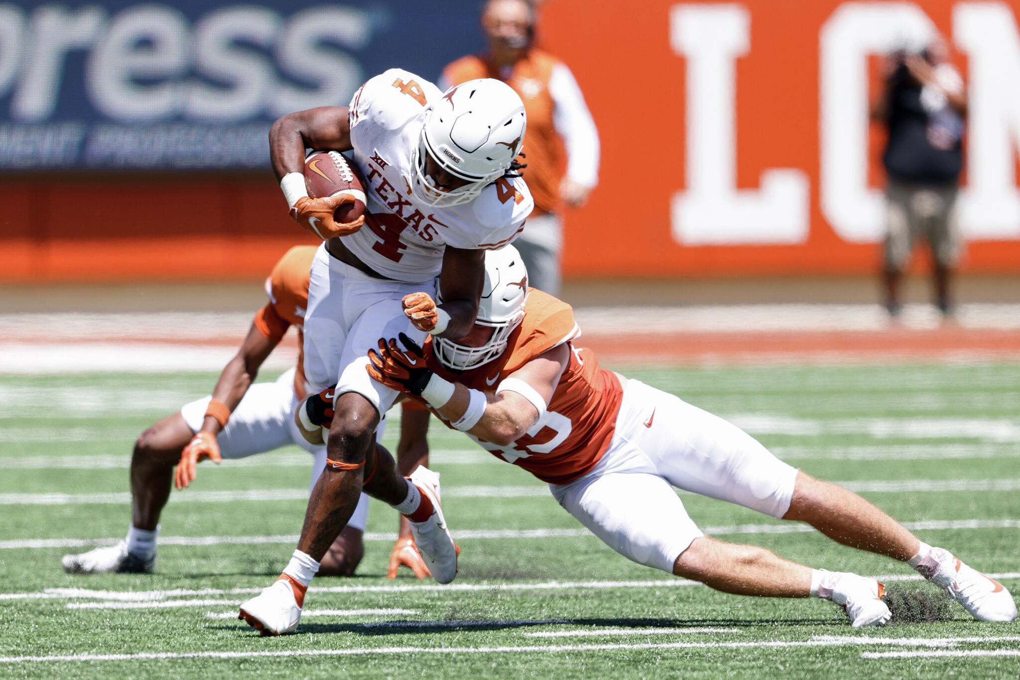 Former Texas Longhorns defensive lineman signs deal with new NFL team - On3