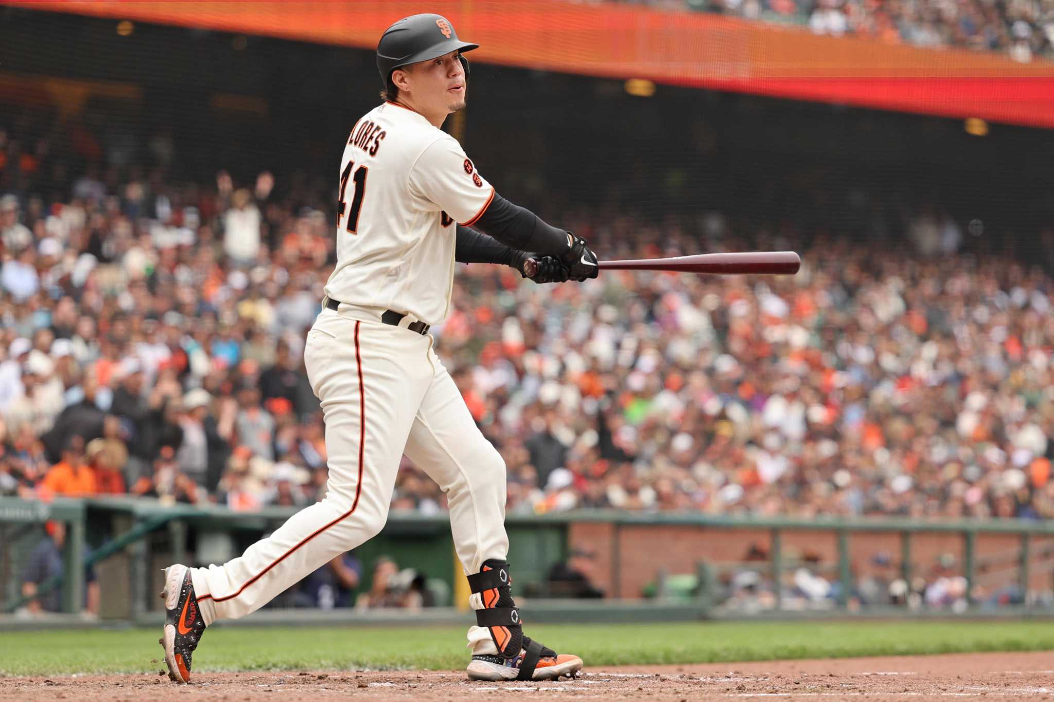 Yastrzemski joins exclusive 400-home run club