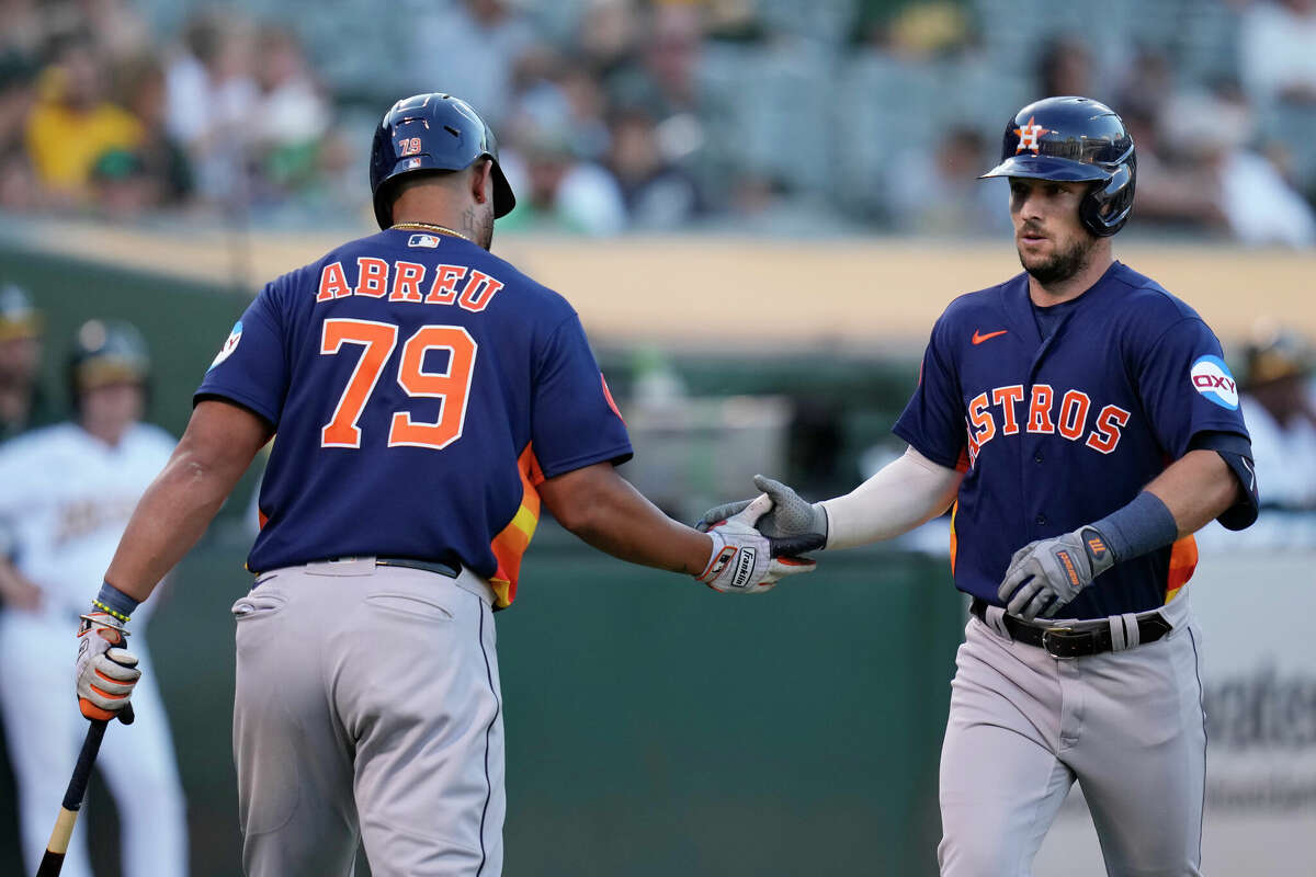 Houston Astros: A Night Of Mixed Emotions – Correa'S Return, Bregman'S Tribute, And A Home Run! - qnzyavv