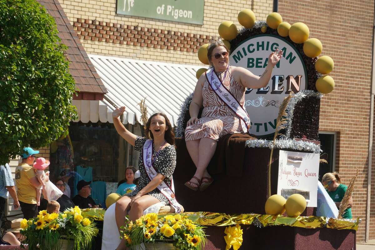 Pigeon Farmer's Summerfest brings hundreds to town
