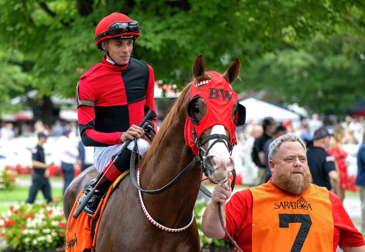 Saratoga apprentice jockey learning from Hall of Famer Cordero