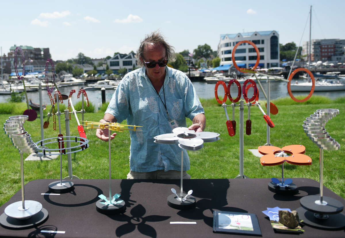 In Photos Stamford Arts Festival at Harbor Point draws crowds