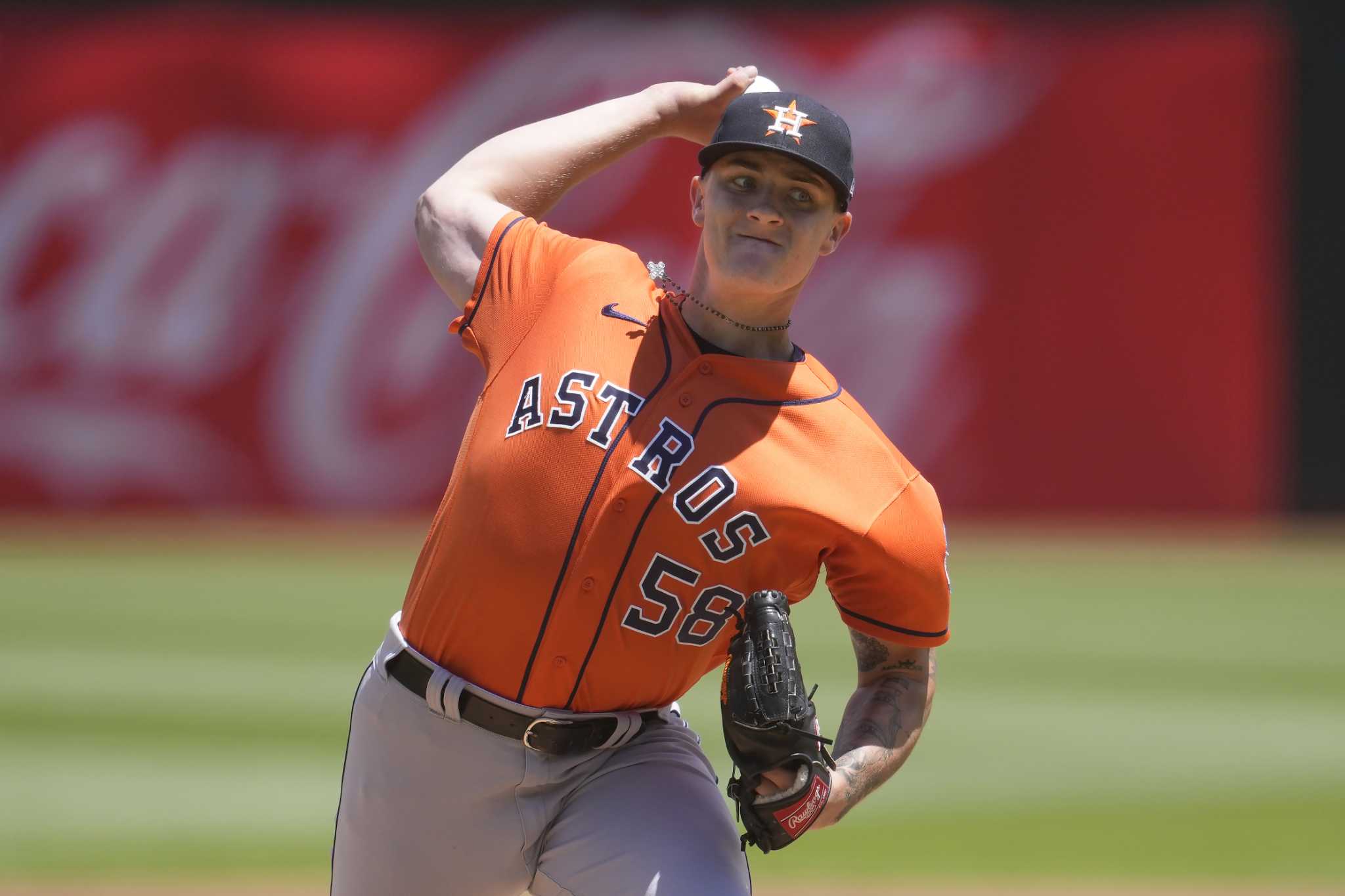 Astros: Mauricio Dubón leads offense to support Hunter Brown 