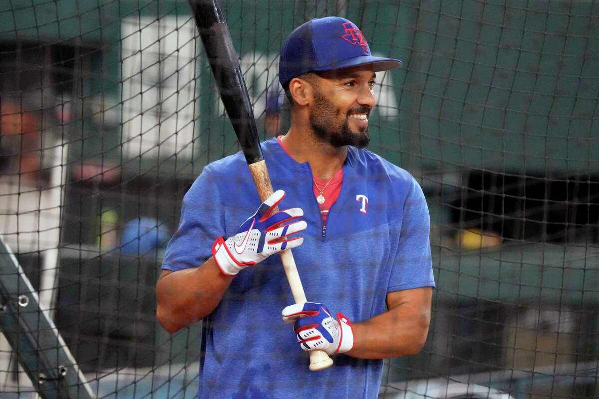 Texas Rangers: Marcus Semien swinging a hot bat