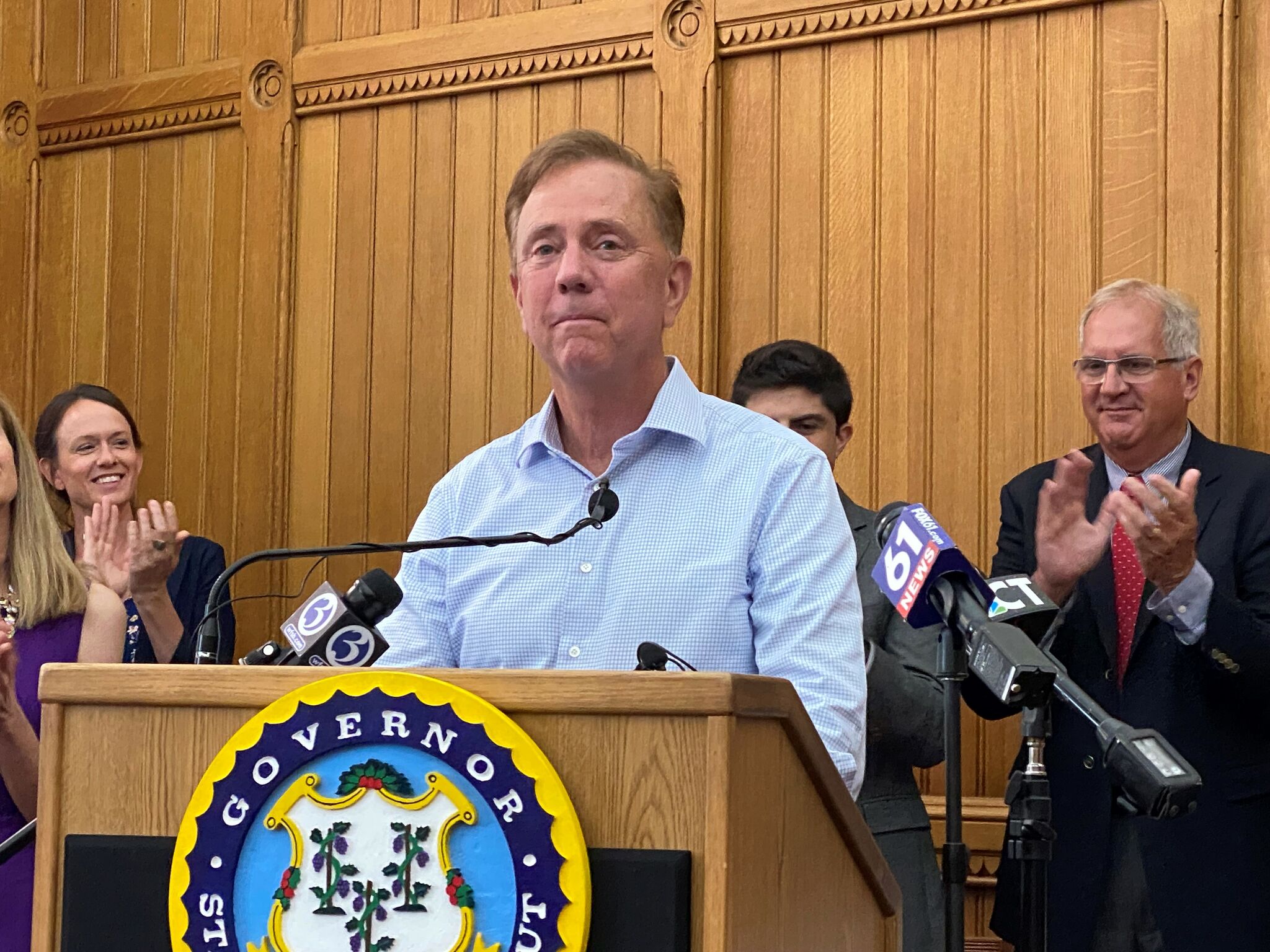 Lamont appoints investigator to probe CT state police false tickets
