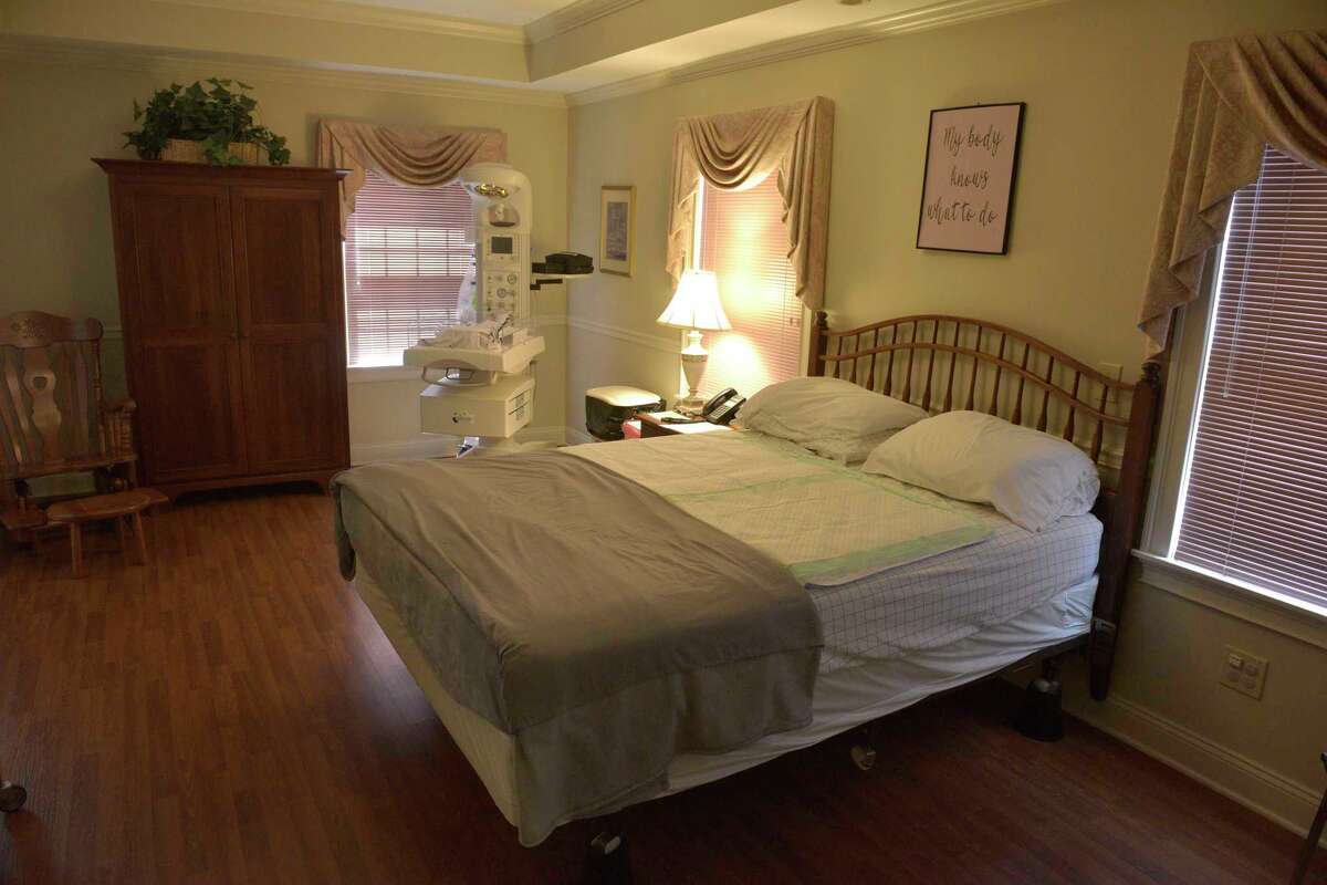 New CT law to give parents more choices on birthing care