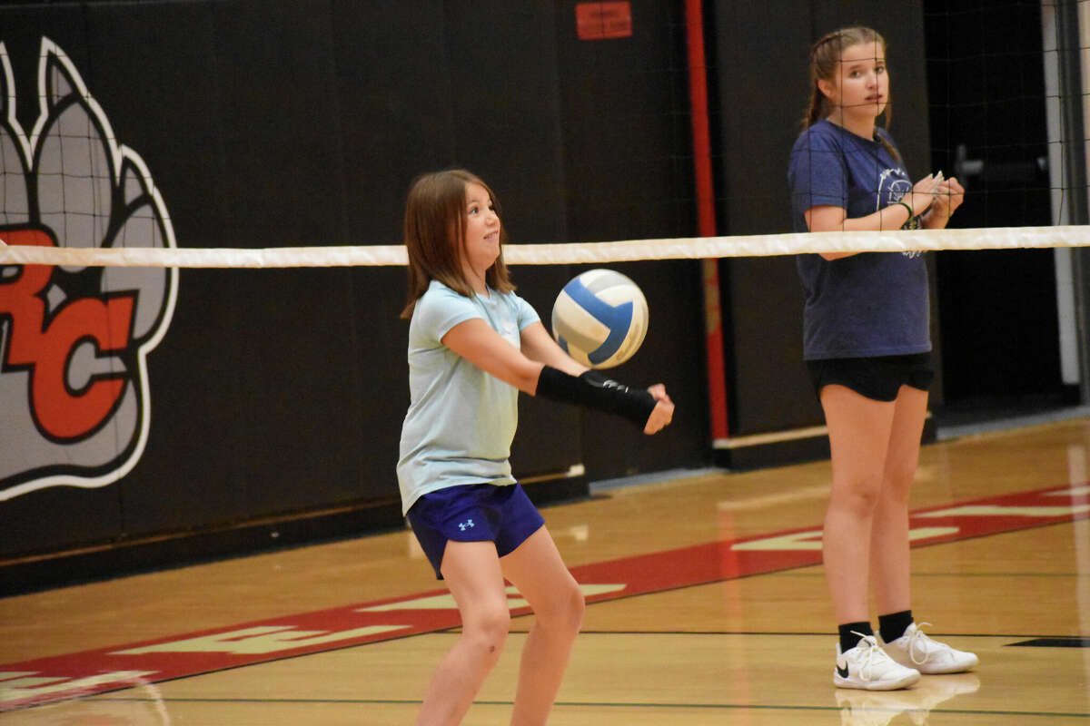 Reed City volleyball camp teaching next generation of Coyotes