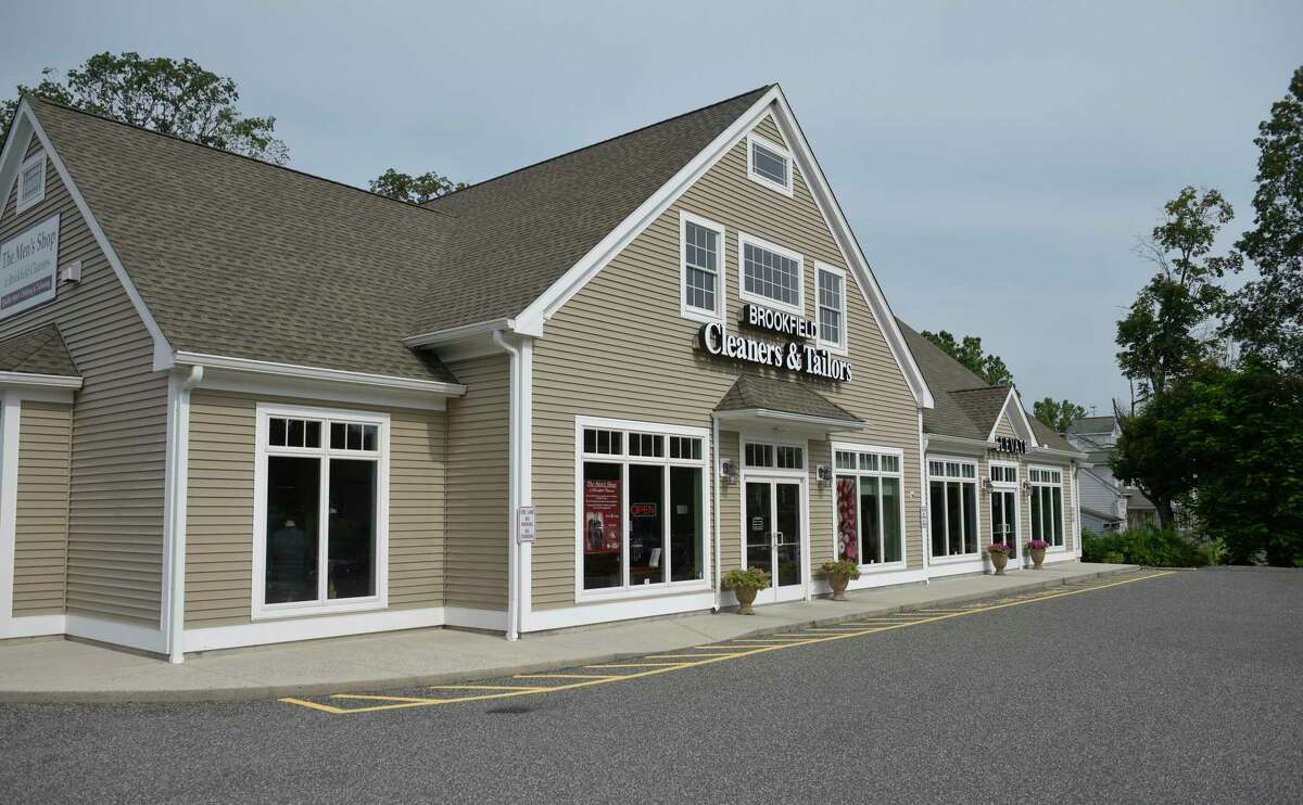 Brookfield finishes pocket park in phase 3 of streetscape project