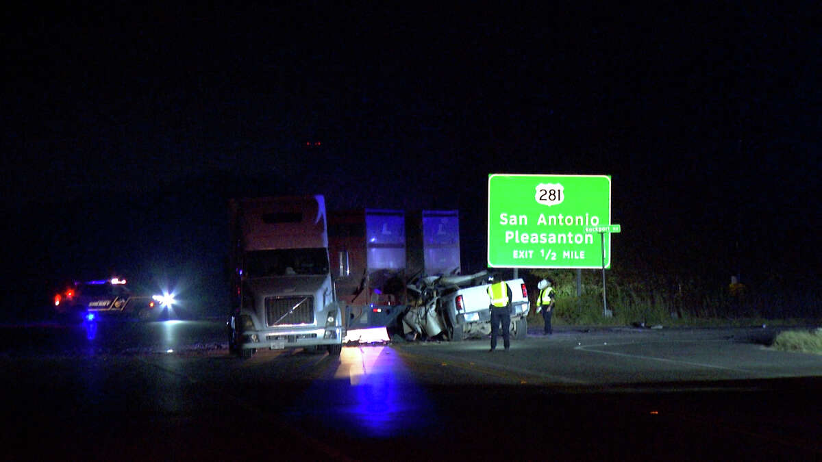 Driver Killed After Crashing Into 18-wheeler On Loop 1604