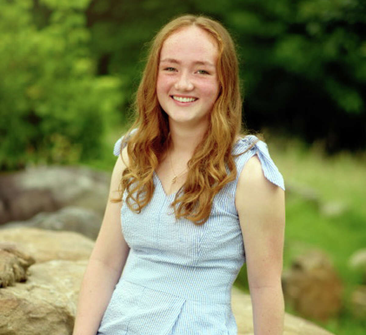 Lindsey Lankford receives scholarship from Girl Scouts