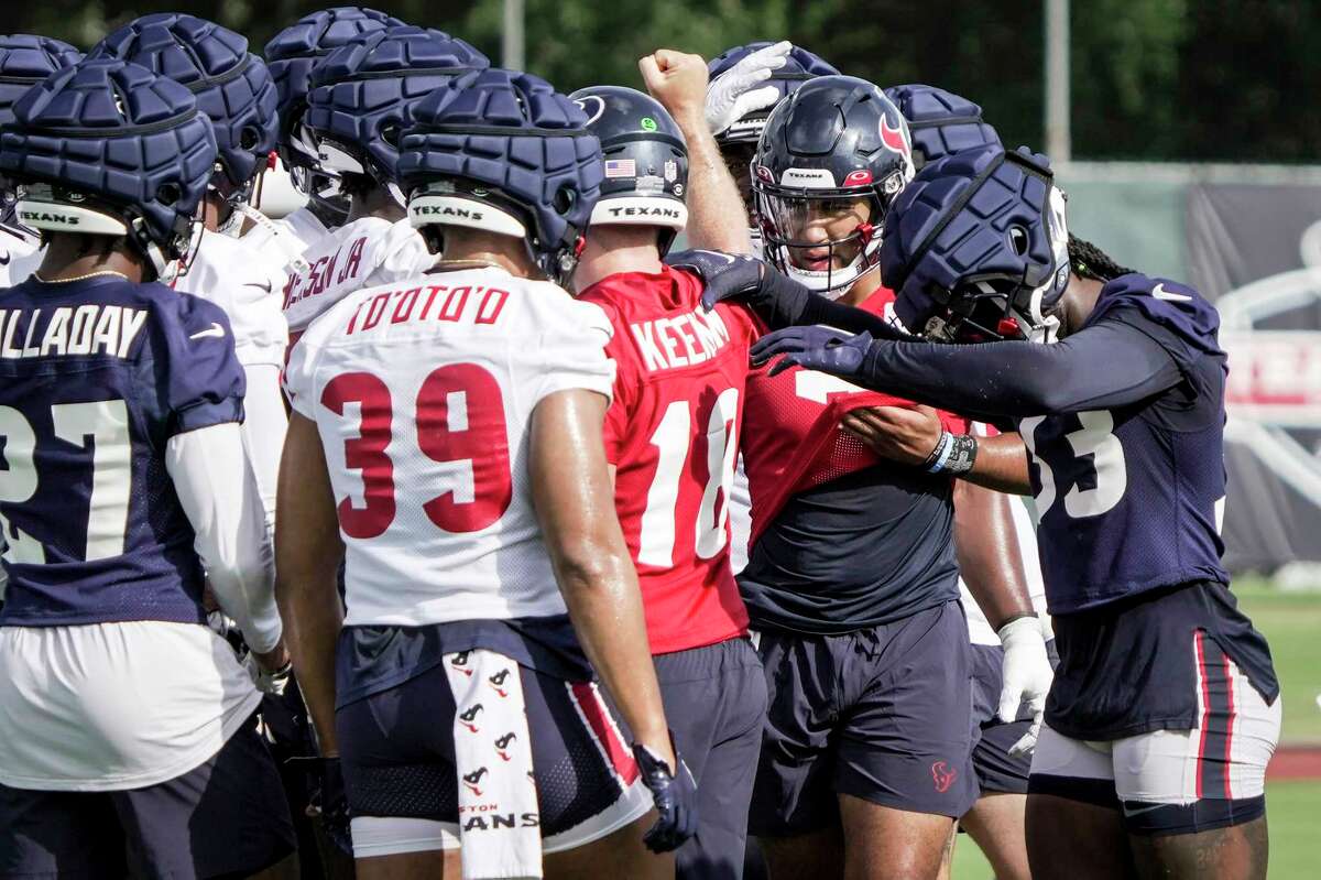 Texans' John Metchie III participates in first practice since