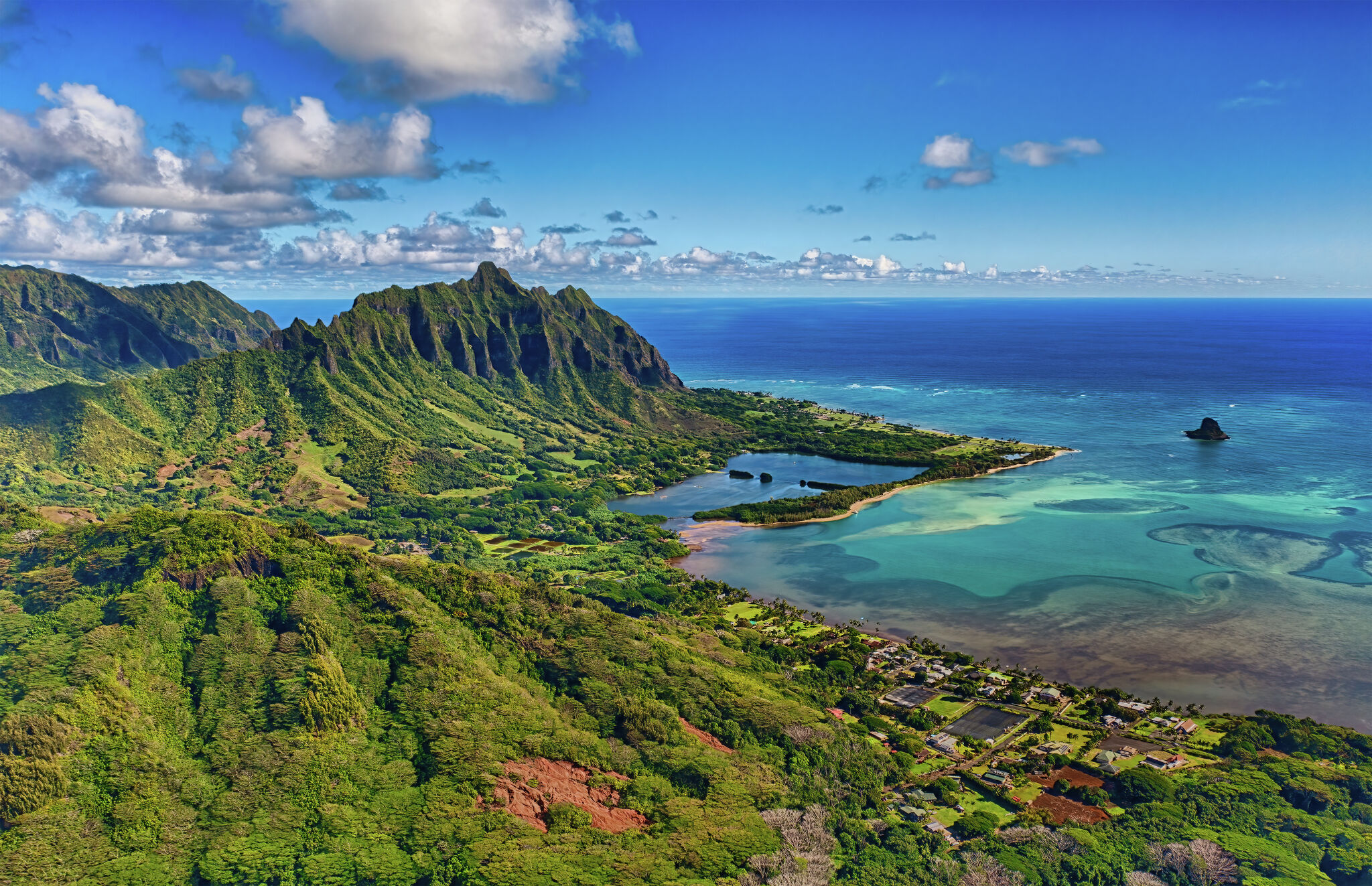 Best places to surf in Hawaii - Lonely Planet