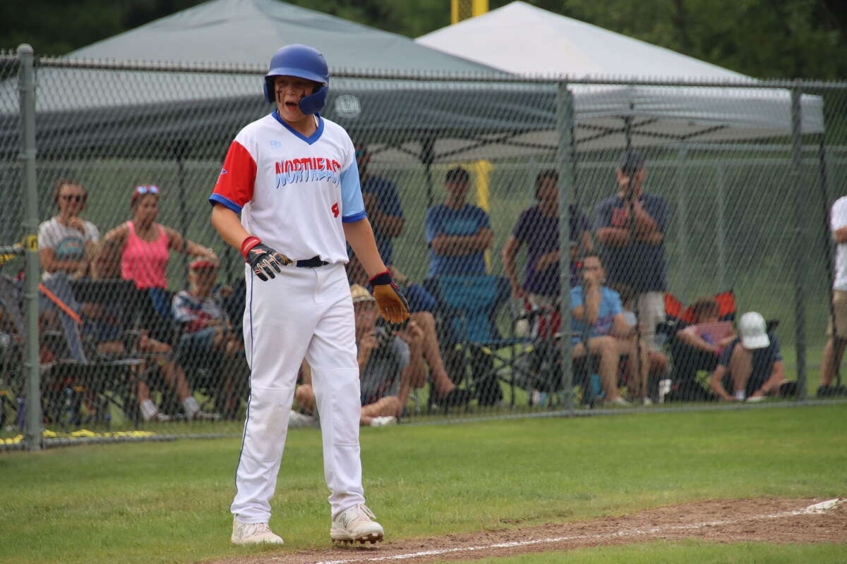 Northeast wins title in dramatic walkoff