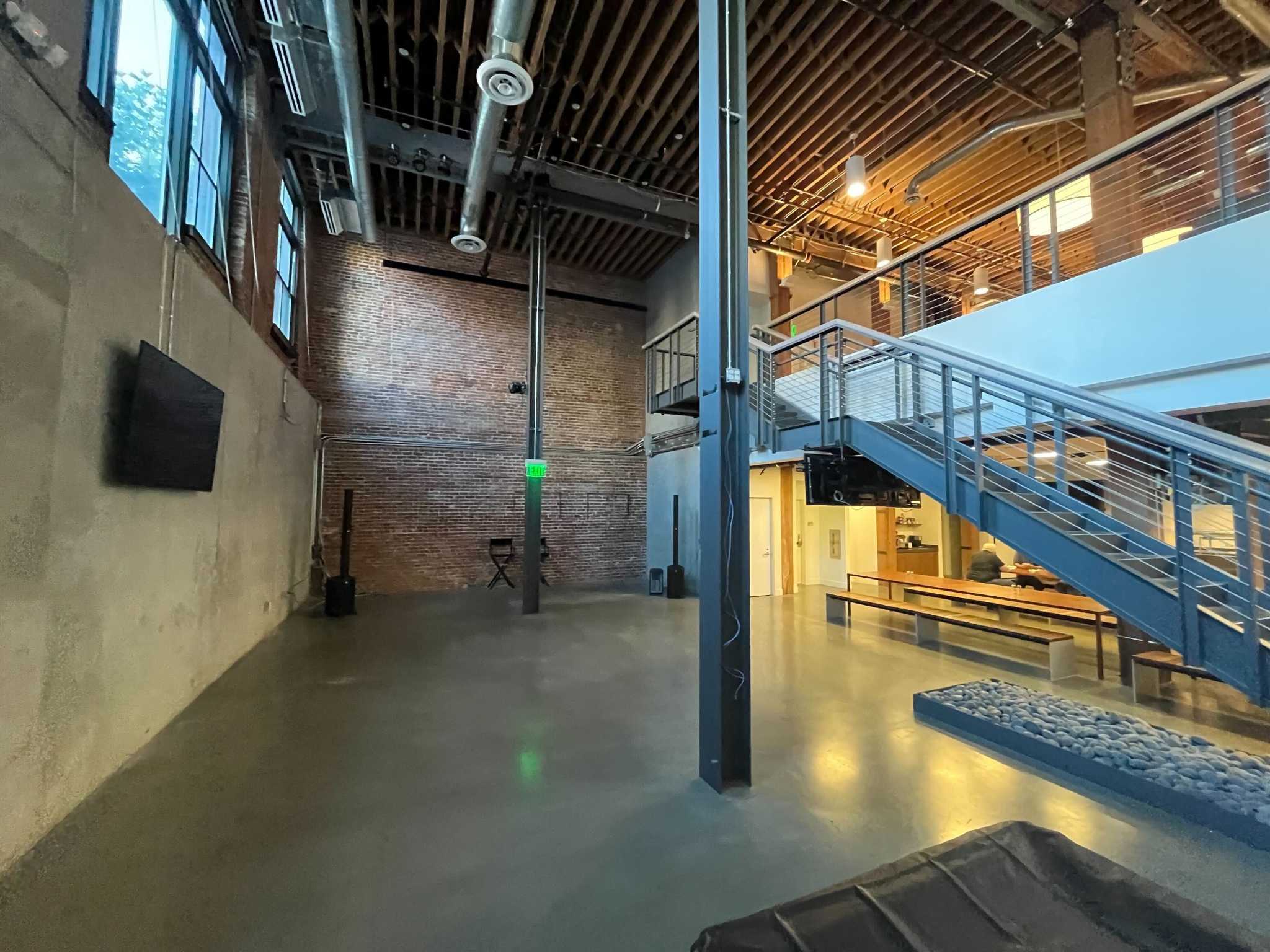 Conte AI office