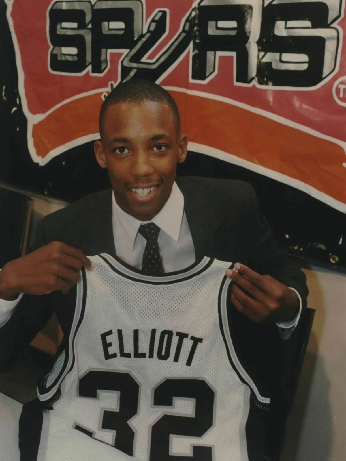 The Spurs' greatest players by jersey number, Part 1: From Moore to Manu -  The Athletic