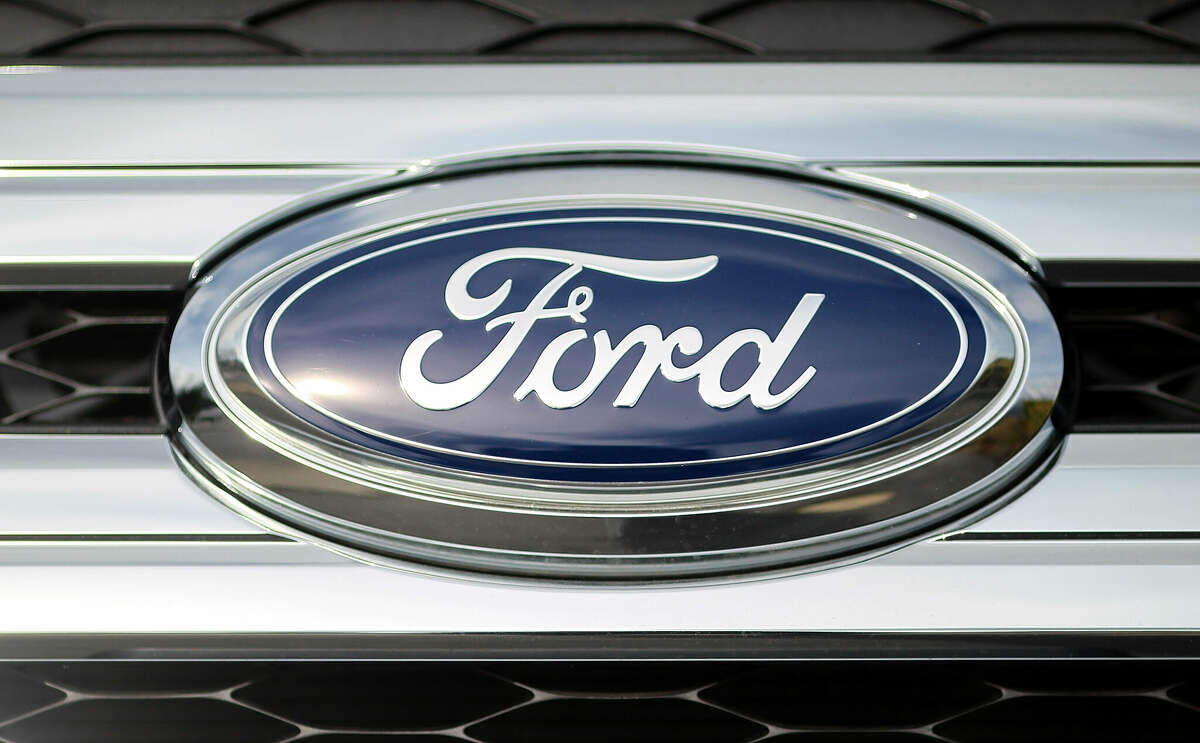 Ford recalls F150 pickup trucks over parking brake issues